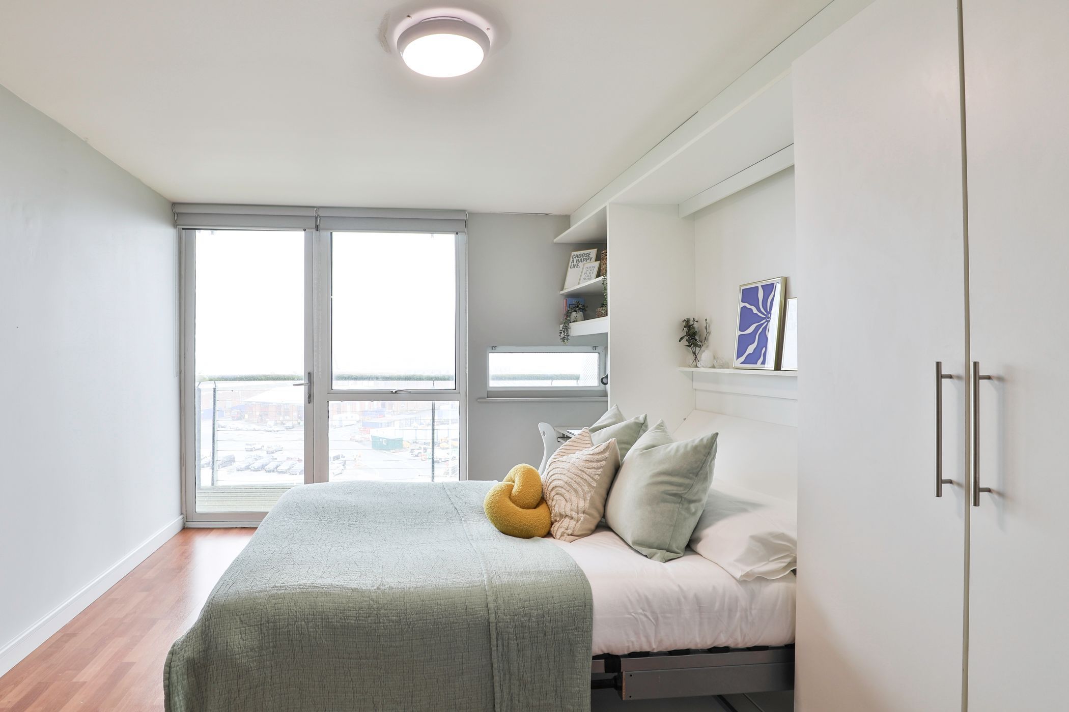 Classic Bigger Studio