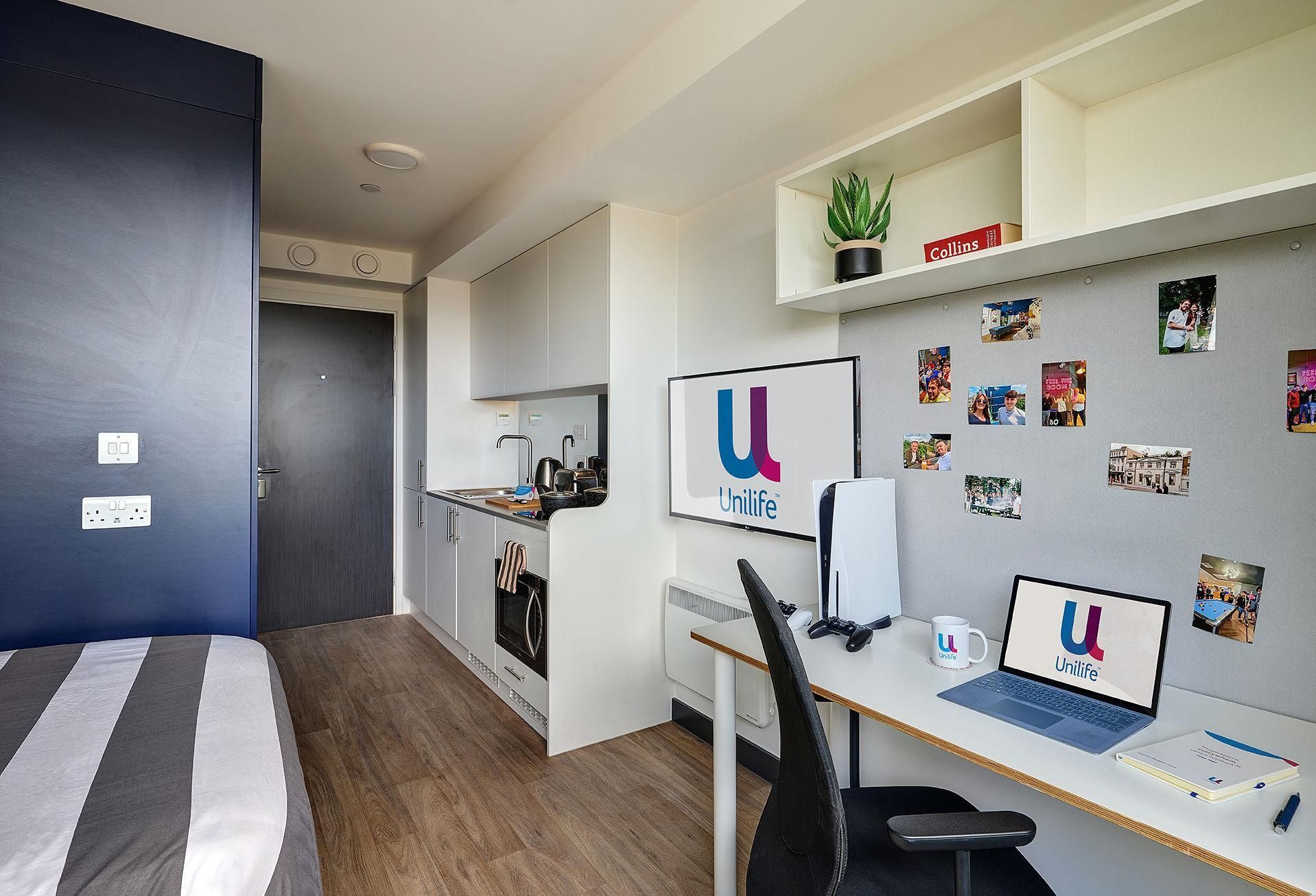 Premium Plus Studio