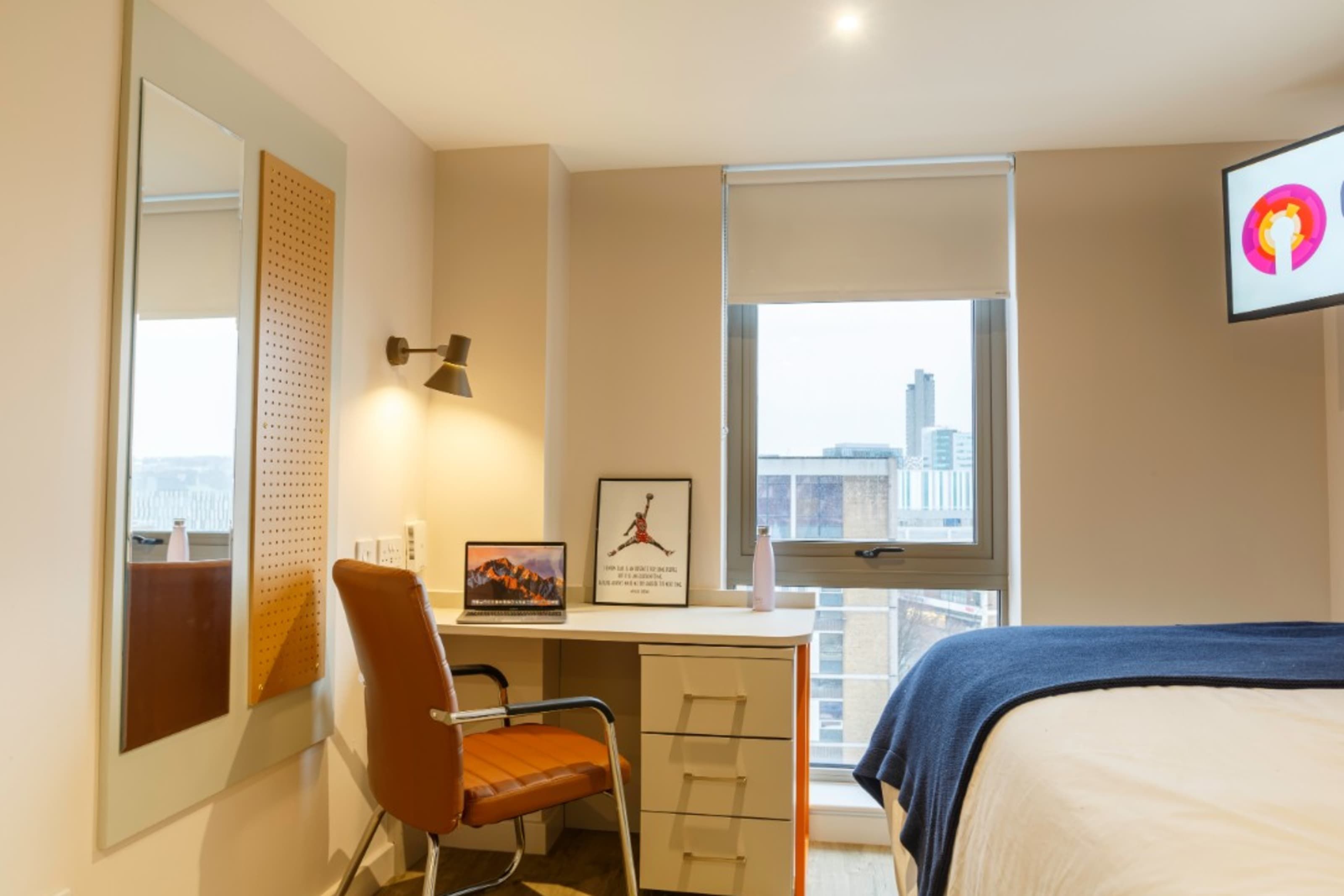 7 Bed Ensuite - room
