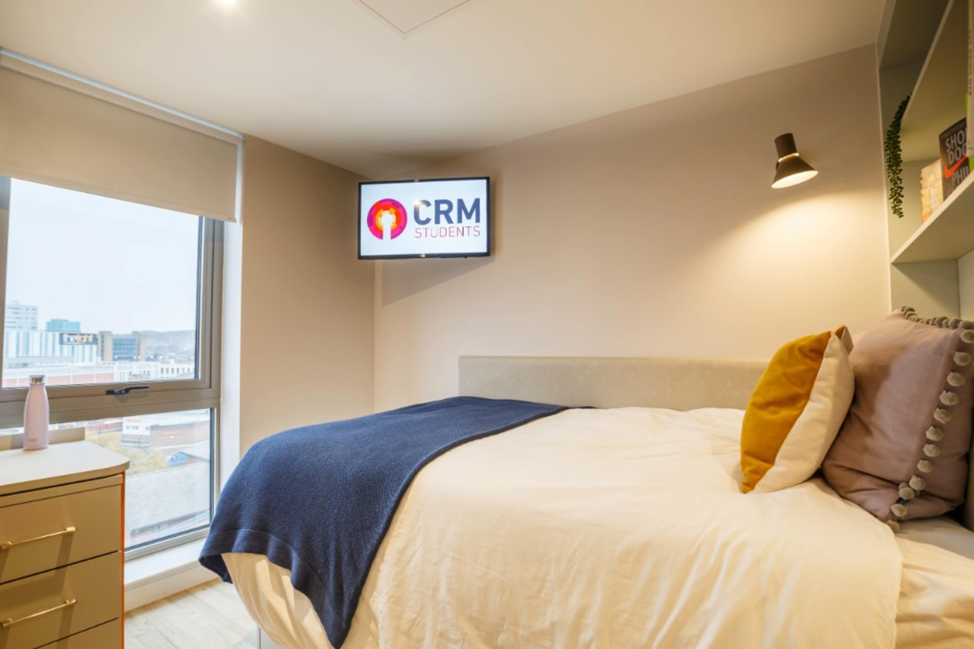 8 Bed Ensuite - room