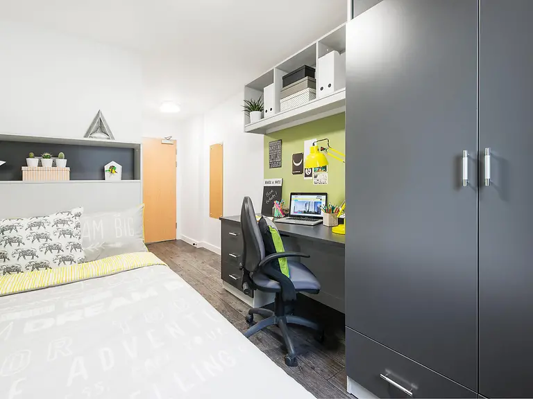 Standard Plus Ensuite