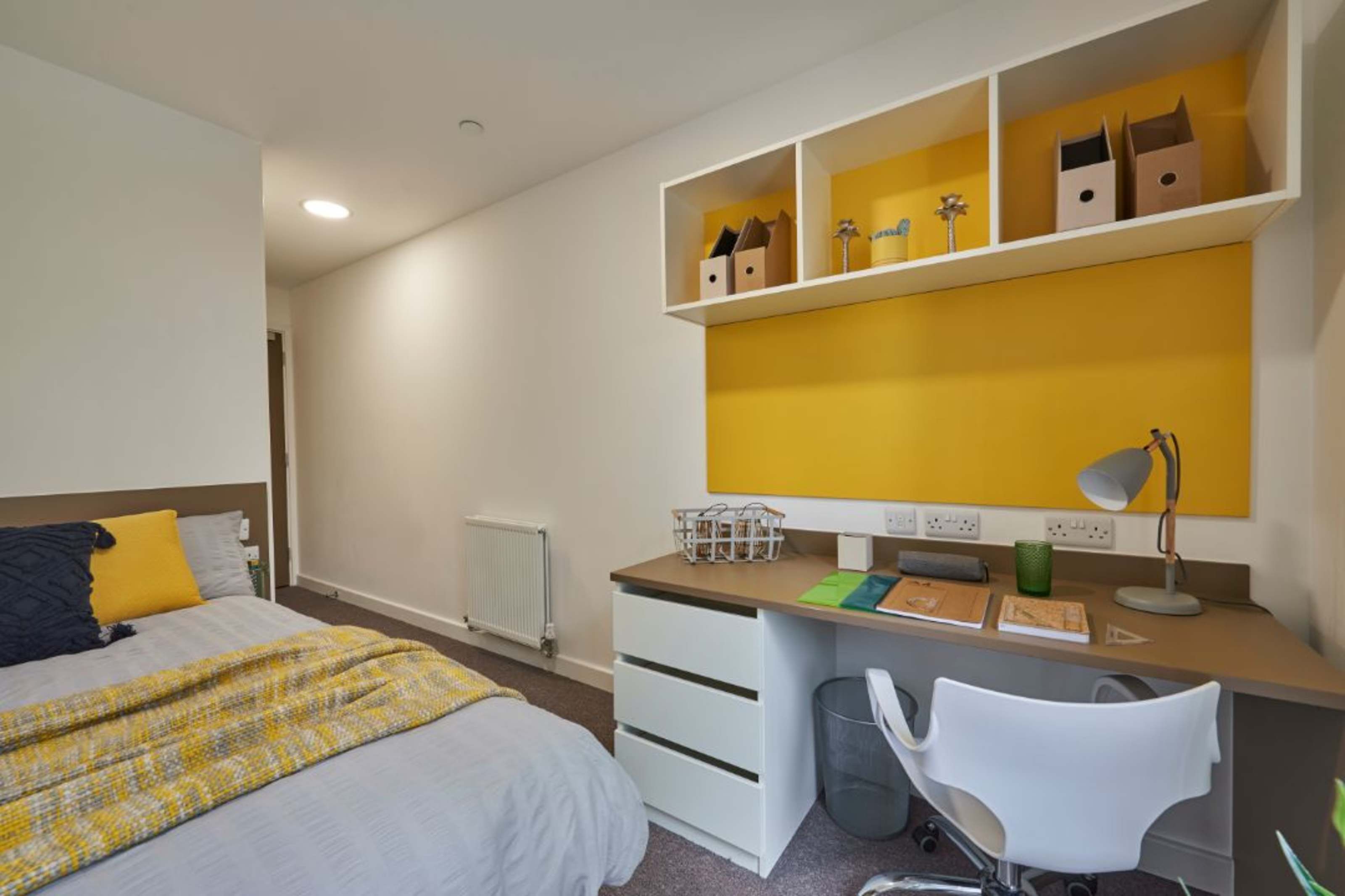 5 Bed Ensuite - room