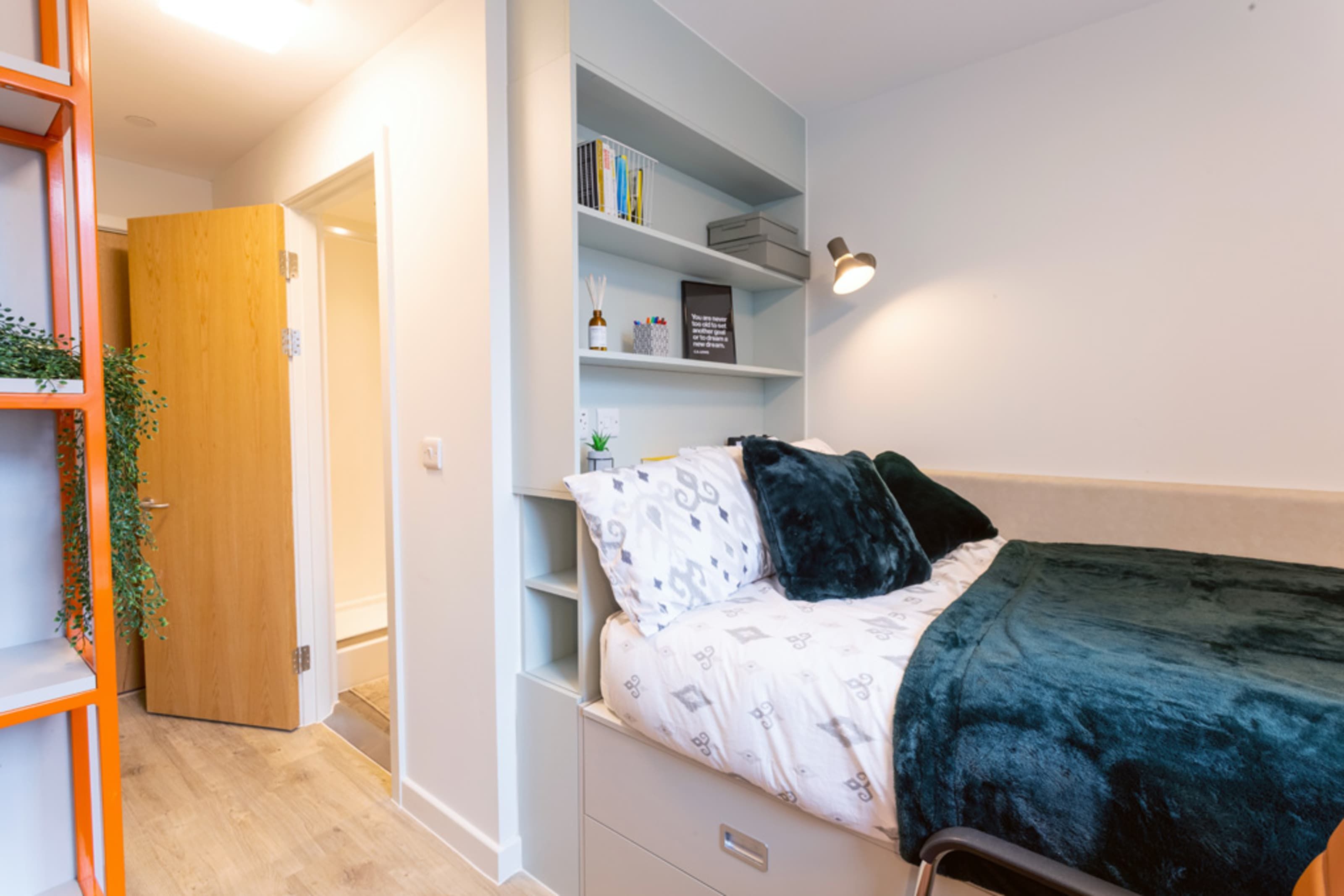 9 Bed Cluster Ensuite