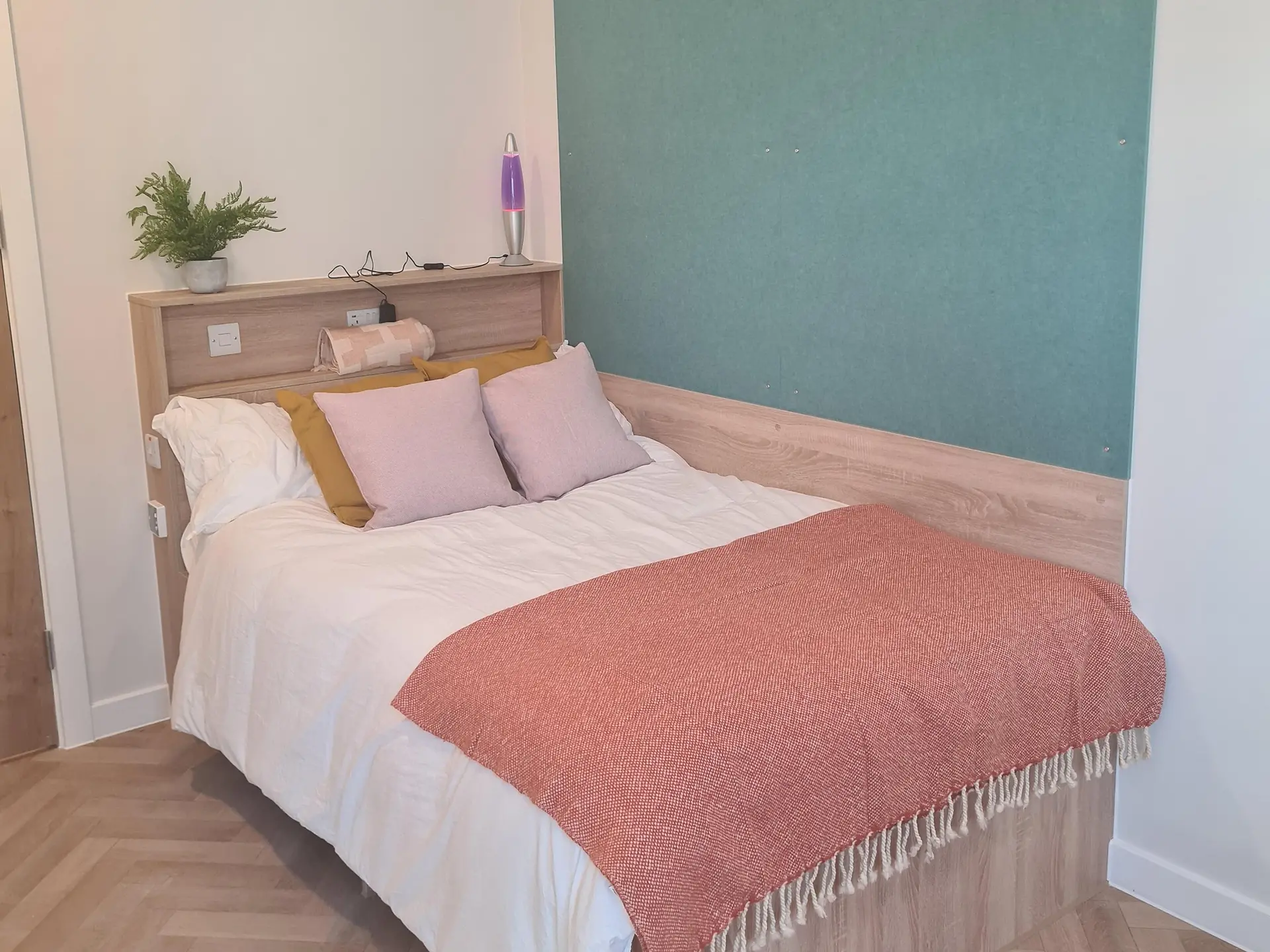 Deluxe Ensuite