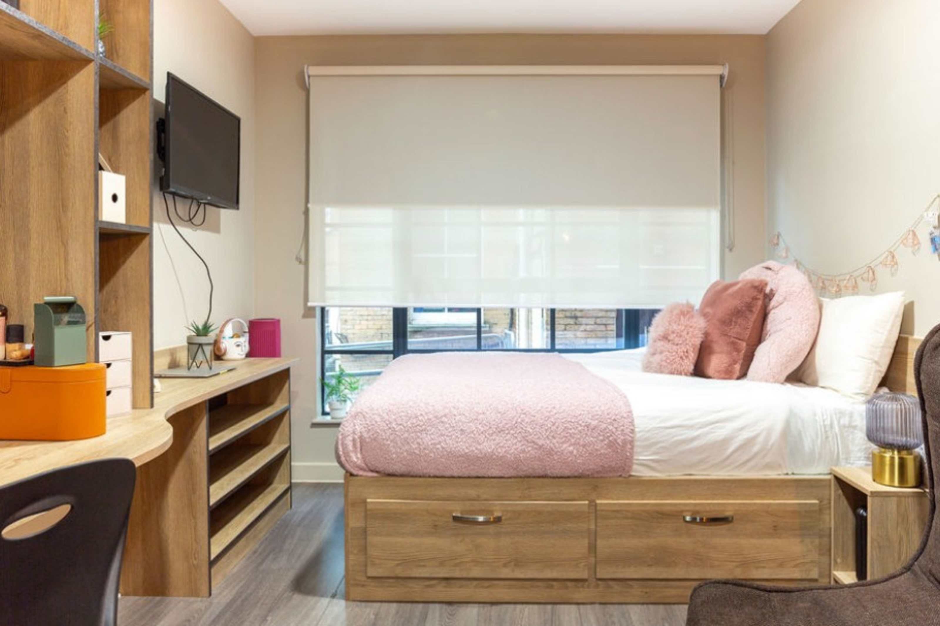 Large Sea View Penthouse Studio