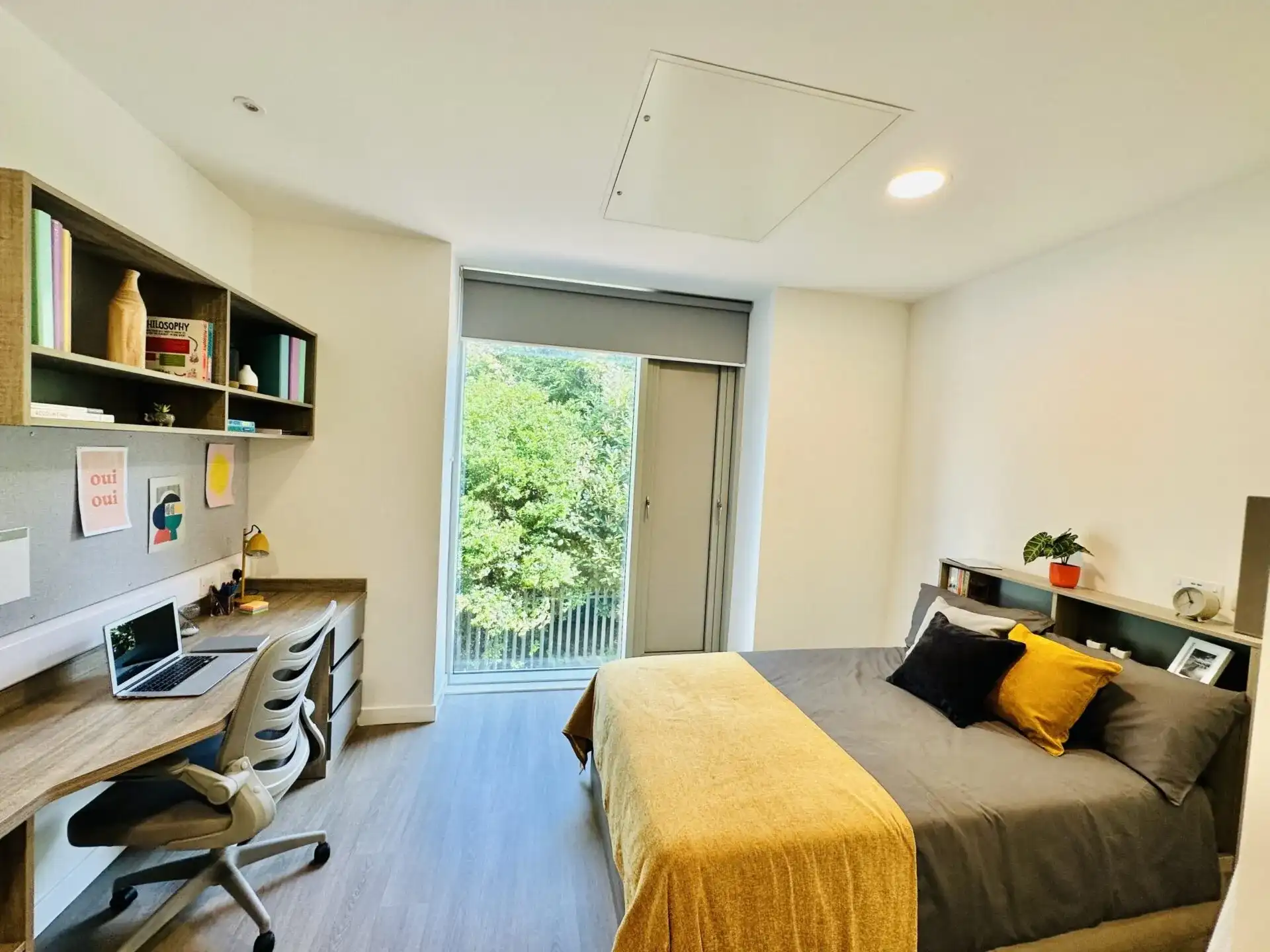 Extra Large Ensuite