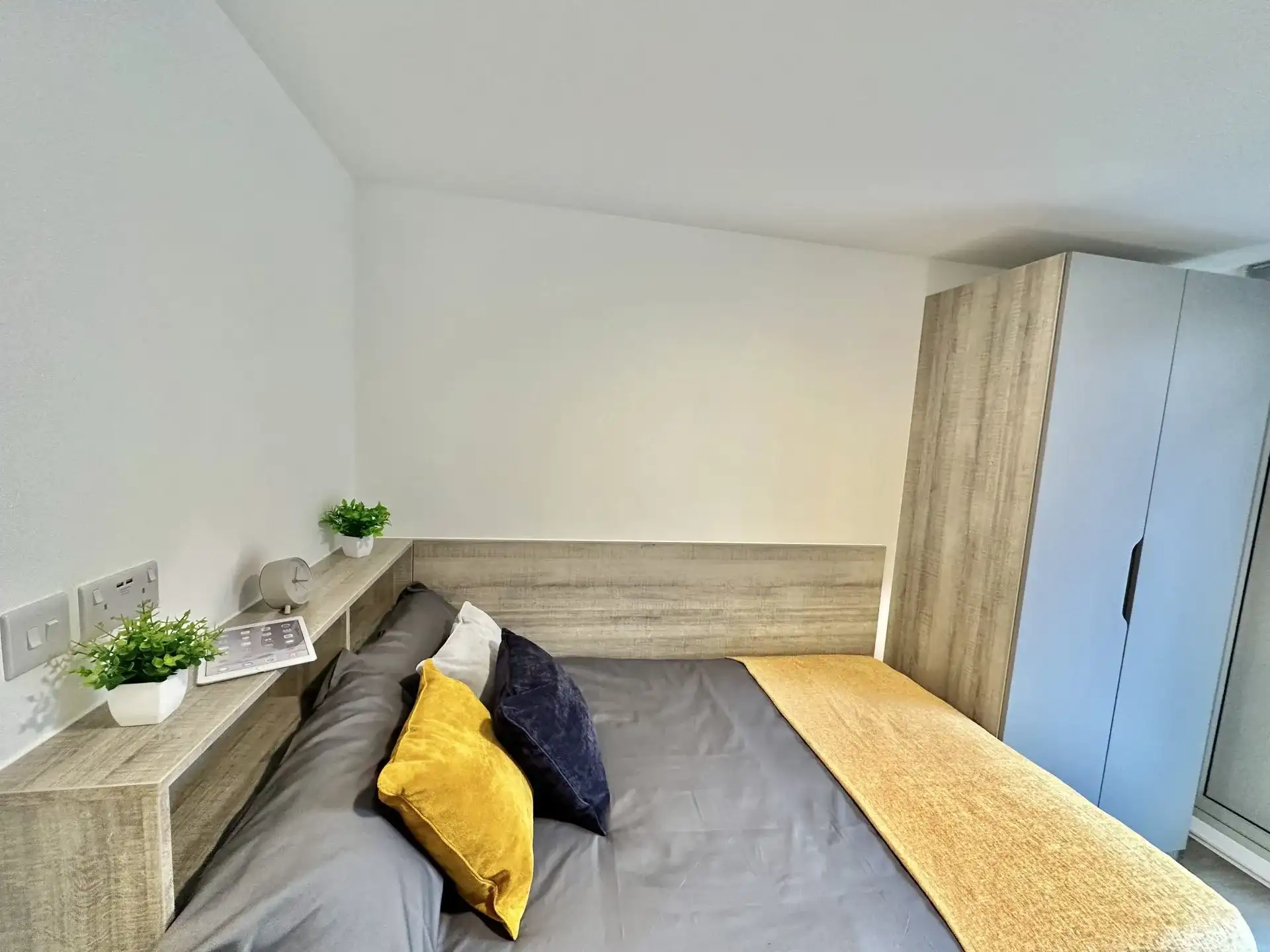 Deluxe Ensuite