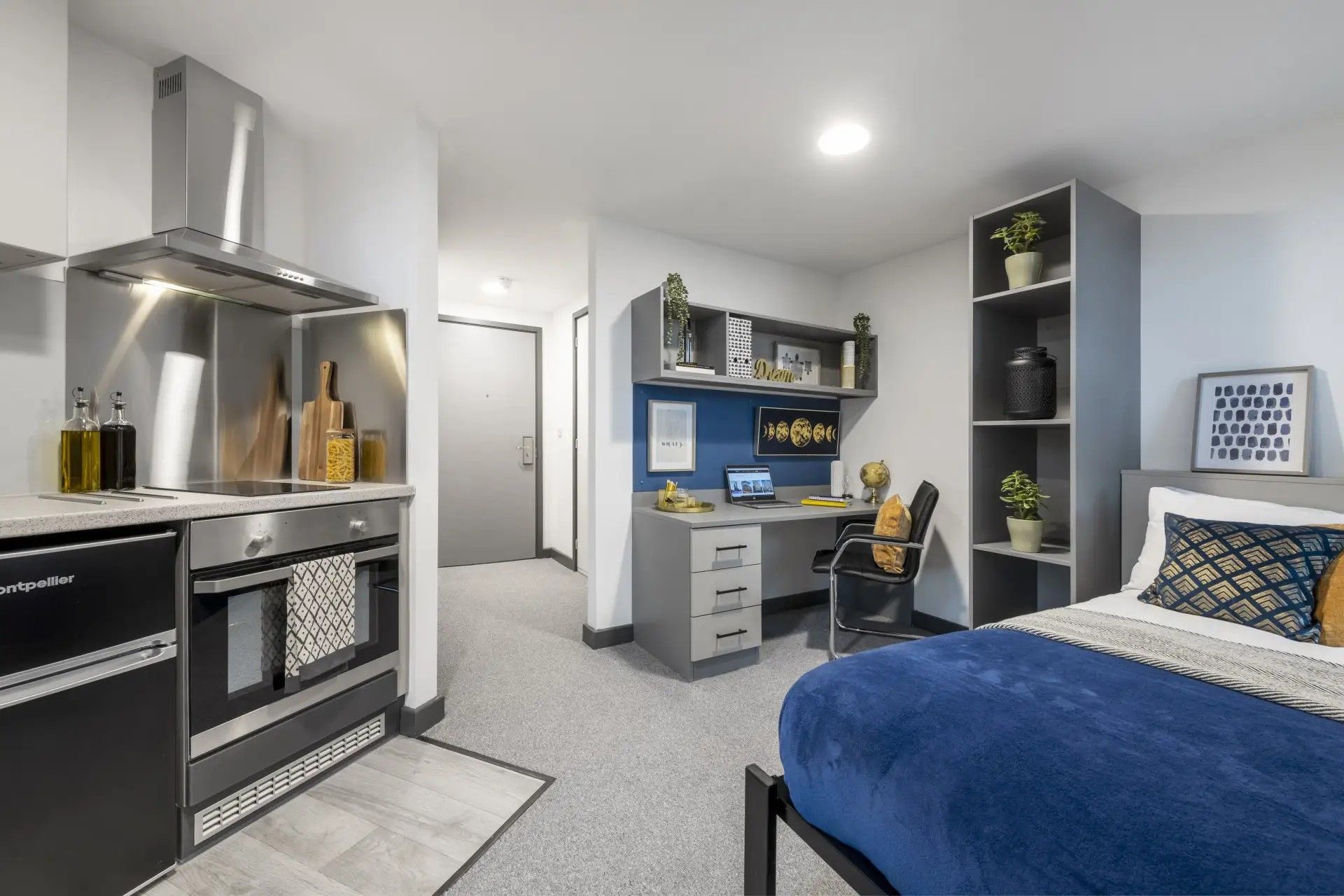 Bronze Studio - High Floor