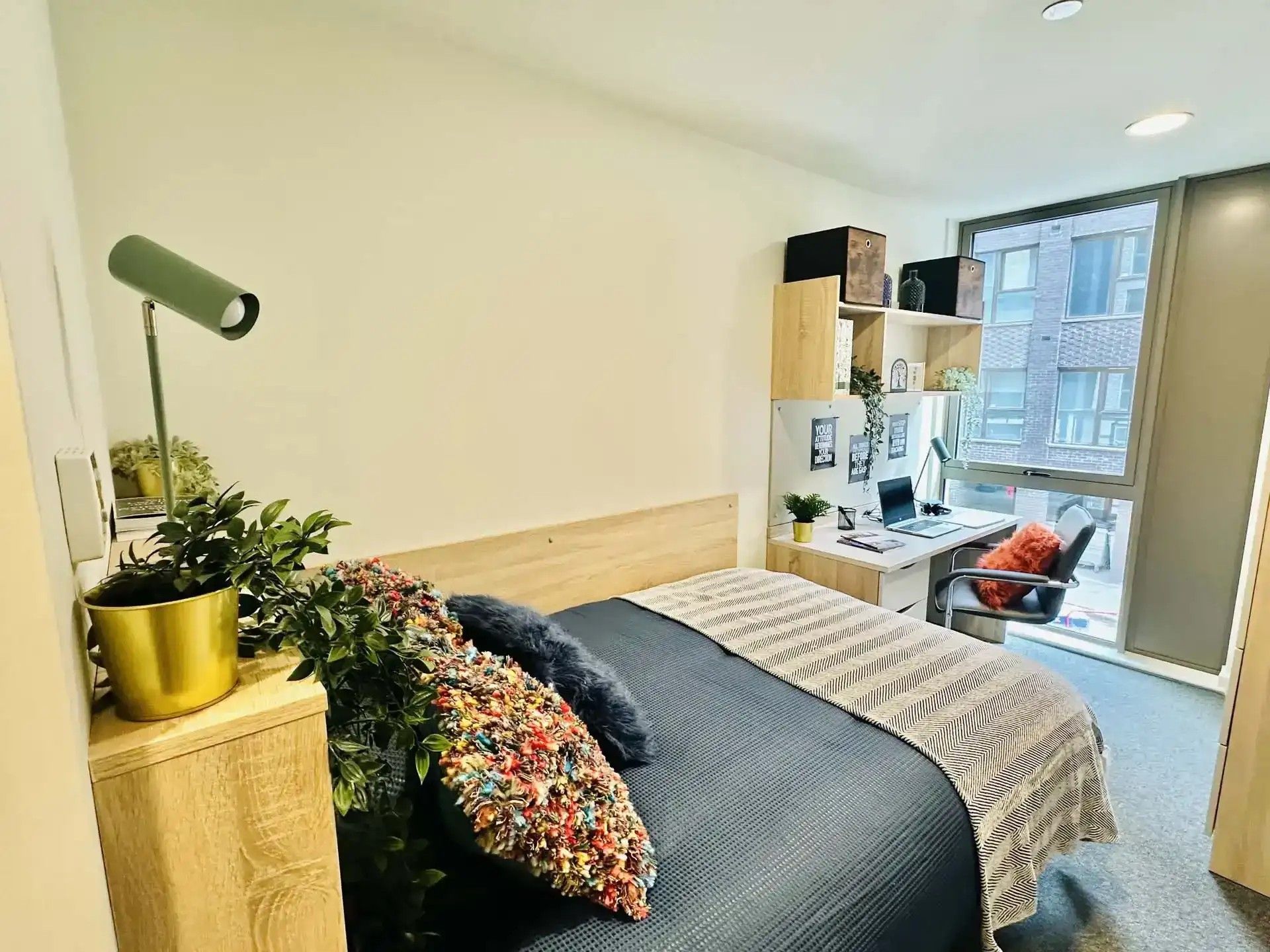 Silver Ensuite - High Floor