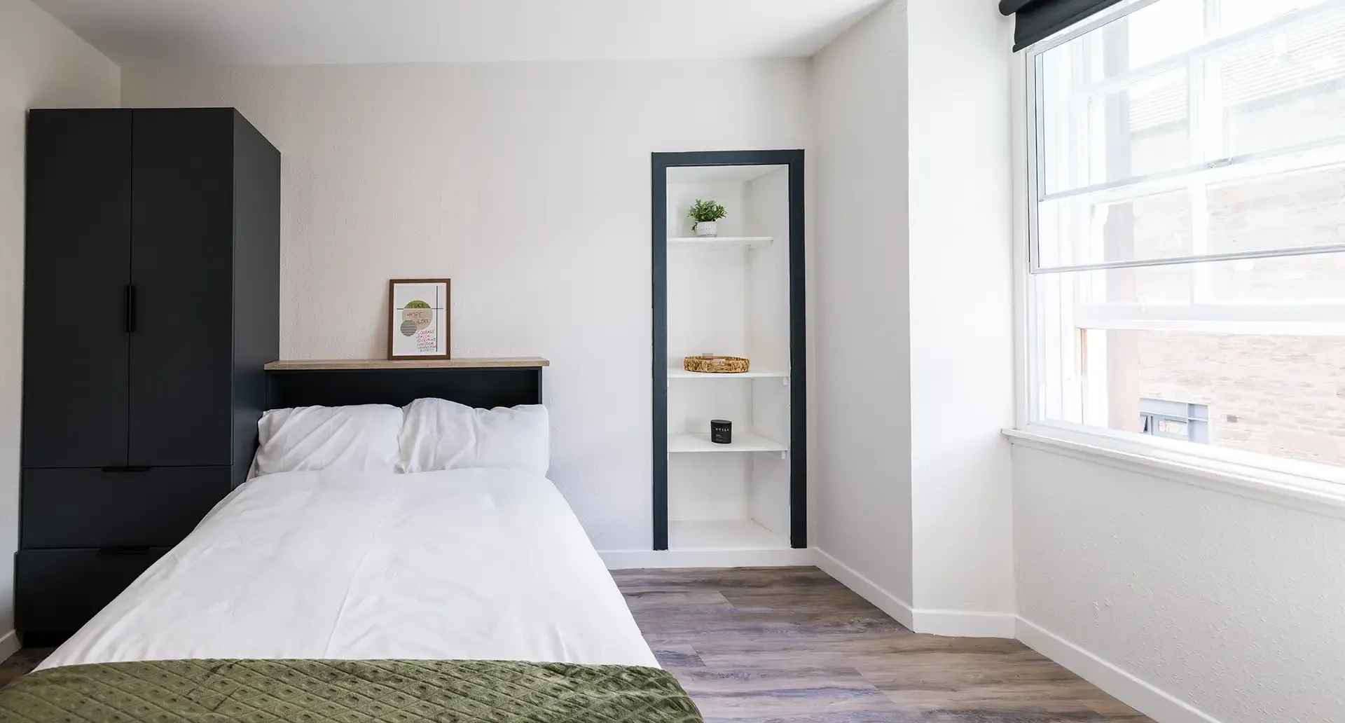 Deluxe - 2 Bed - room