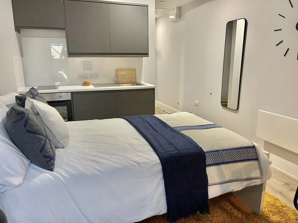Third Floor Studio (Sea View)