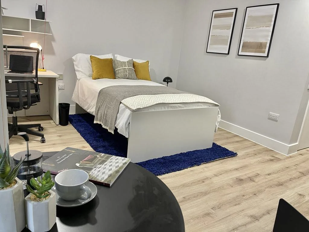 Second Floor Studio (Inland View)