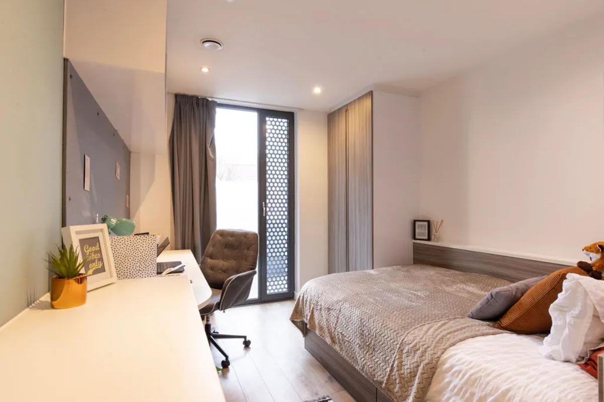 7 Bed Cluster Ensuite Plus