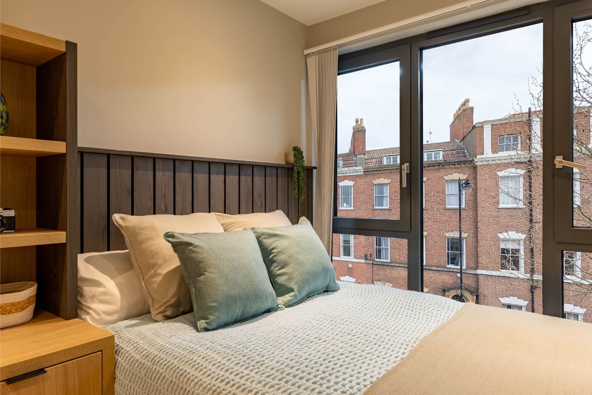 5/6 Bed Ensuite - room