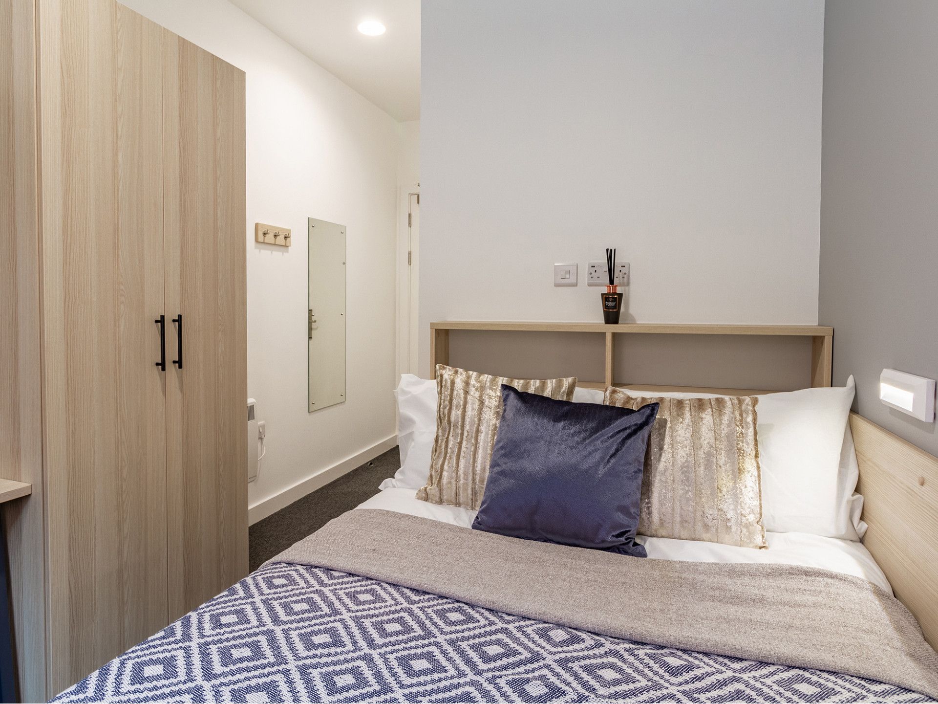 Classic Townhouse Ensuite