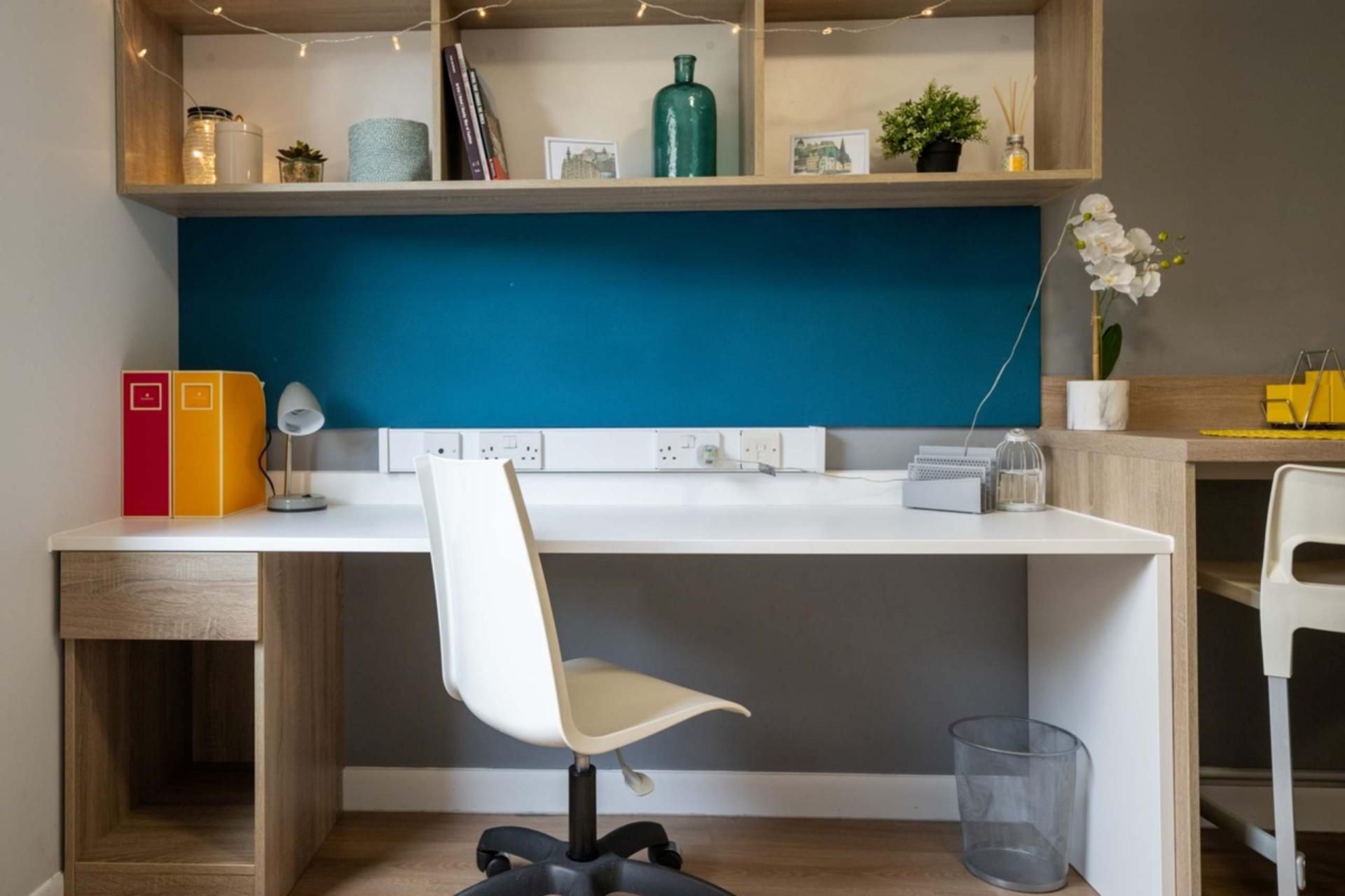 4 Bed Superior Ensuite - room