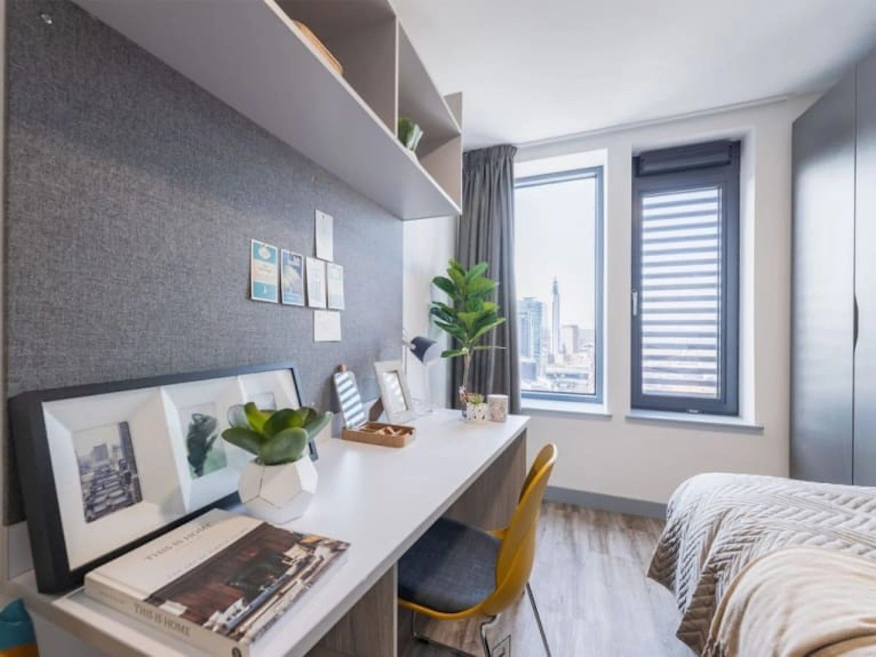Bronze Studio