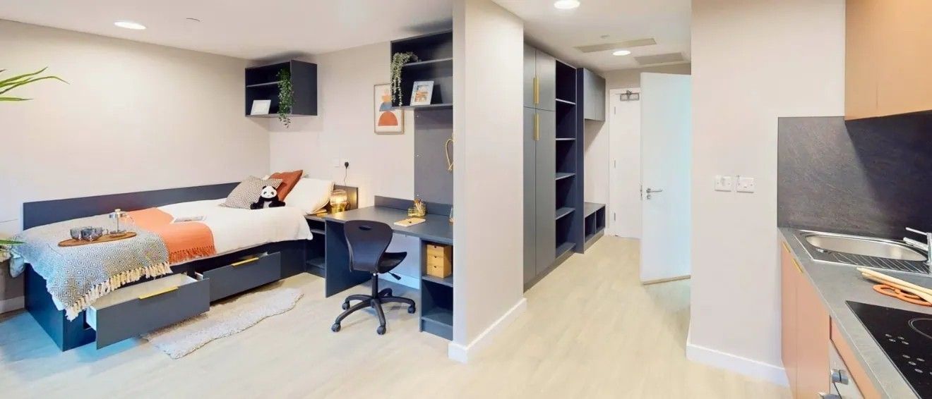 Diamond Studio