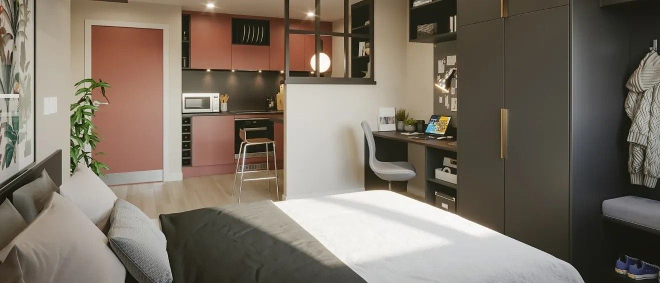 Platinum Studio with Balcony