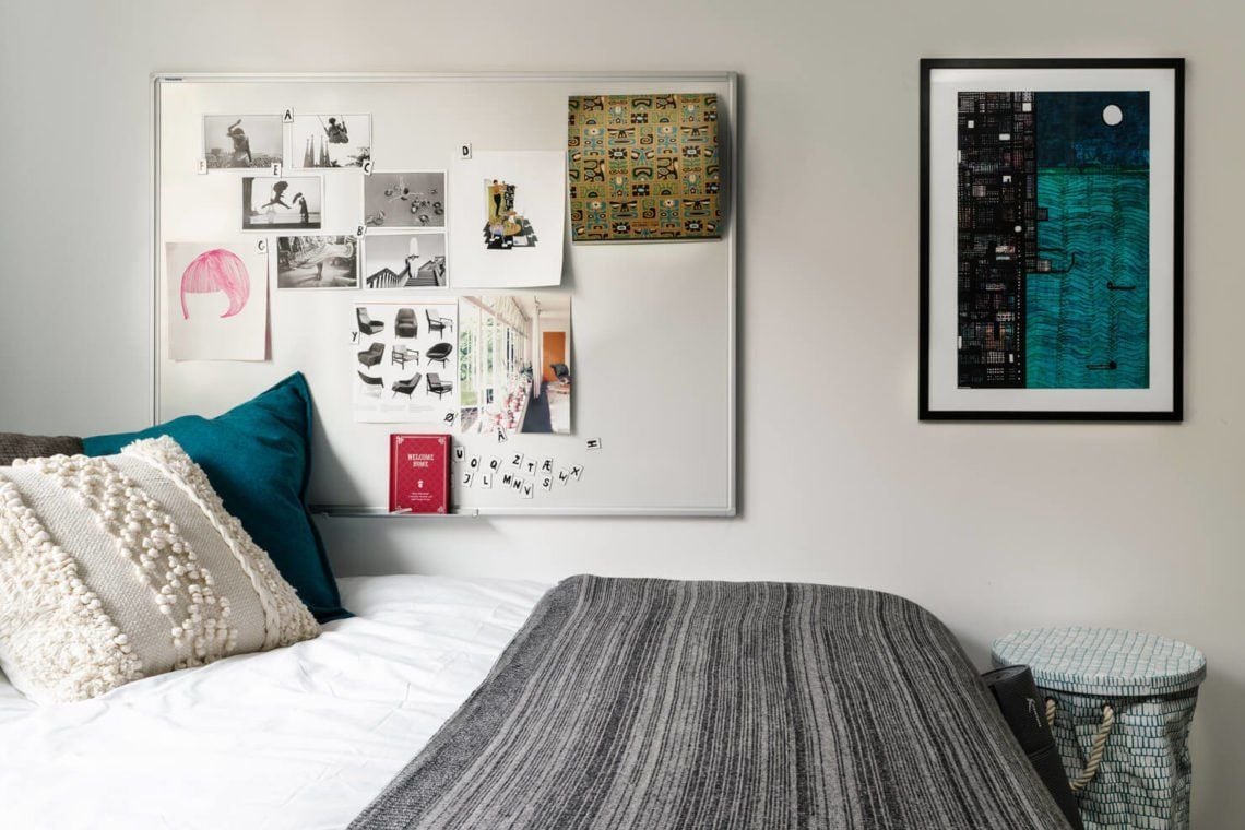 Standard Classic Large Studio