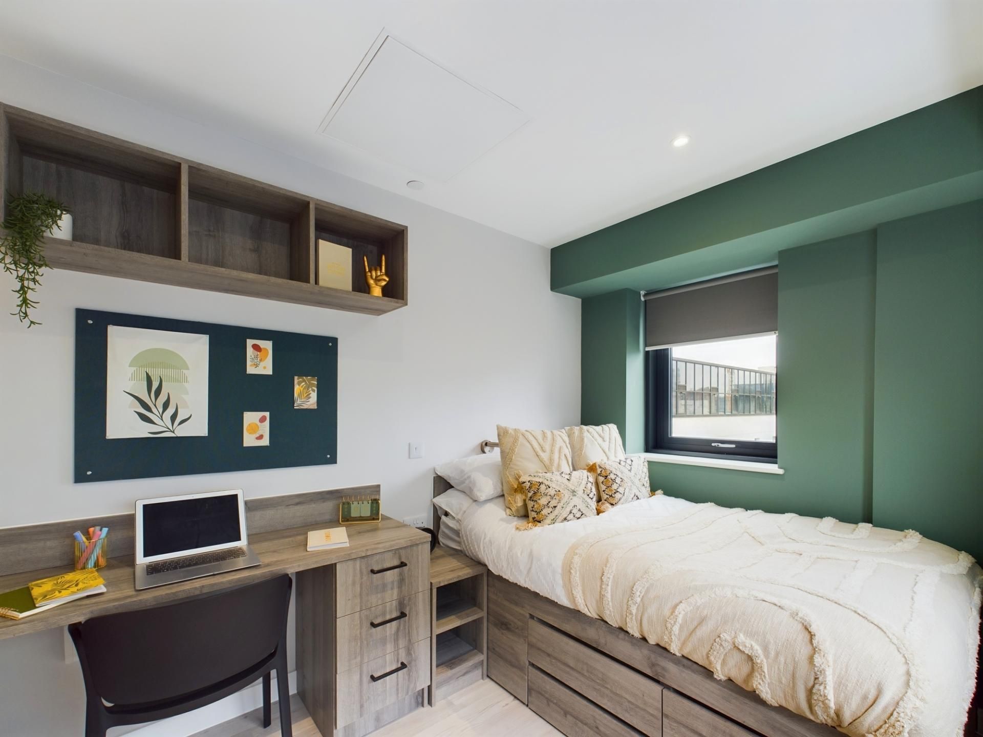 Superior Ensuite Plus