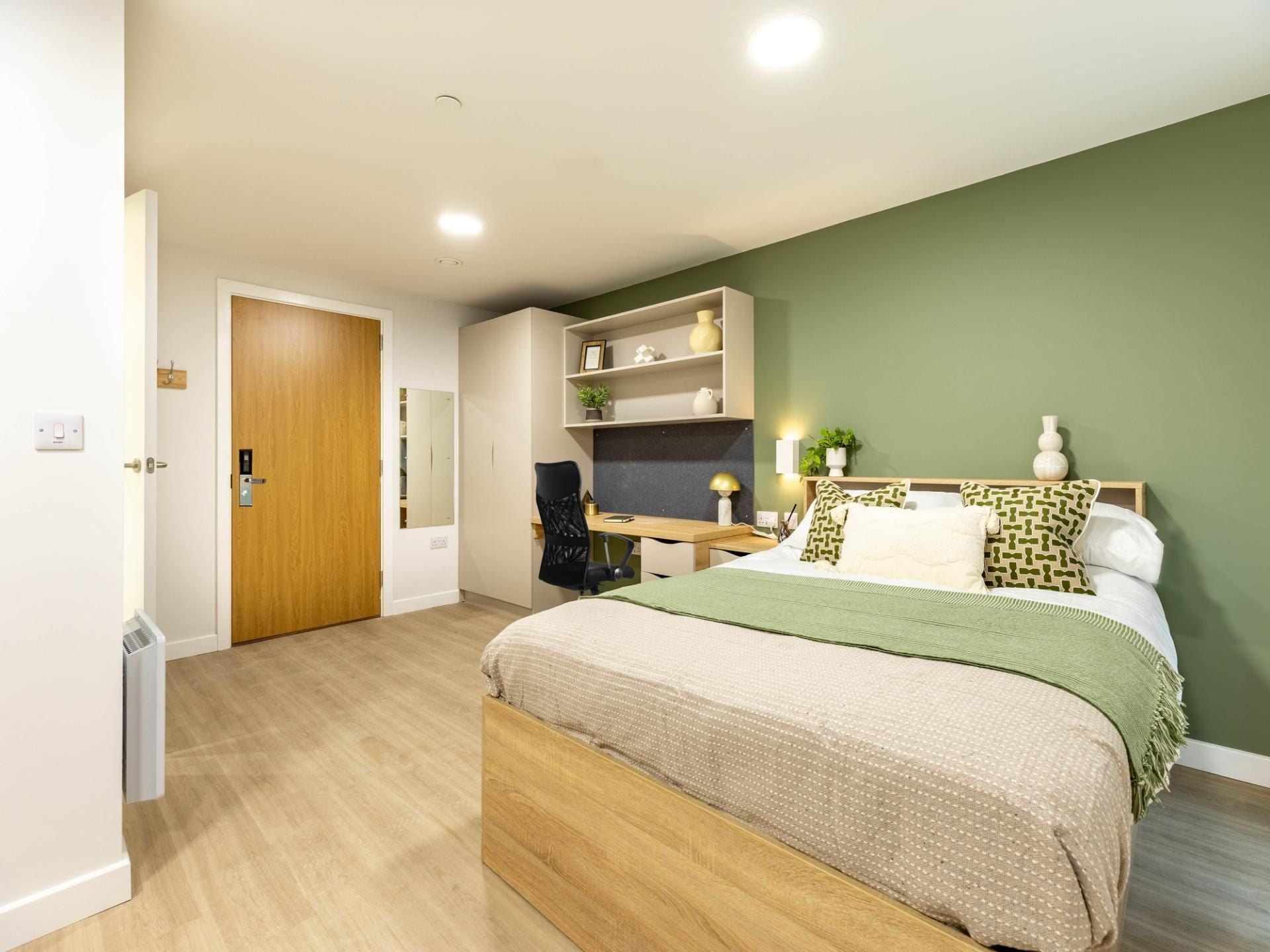 Ground Floor Classic Studio
