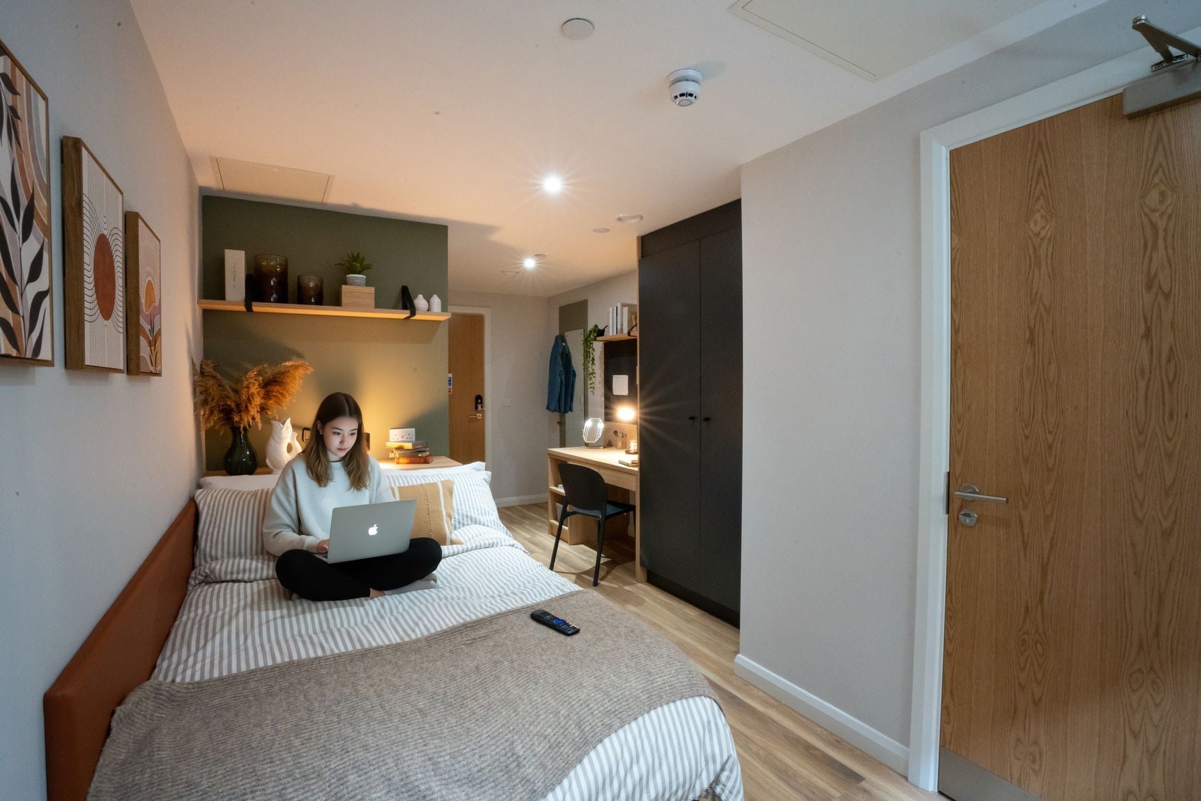 Premium Ensuite - Ground Floor (2 Bed Apartment) - room