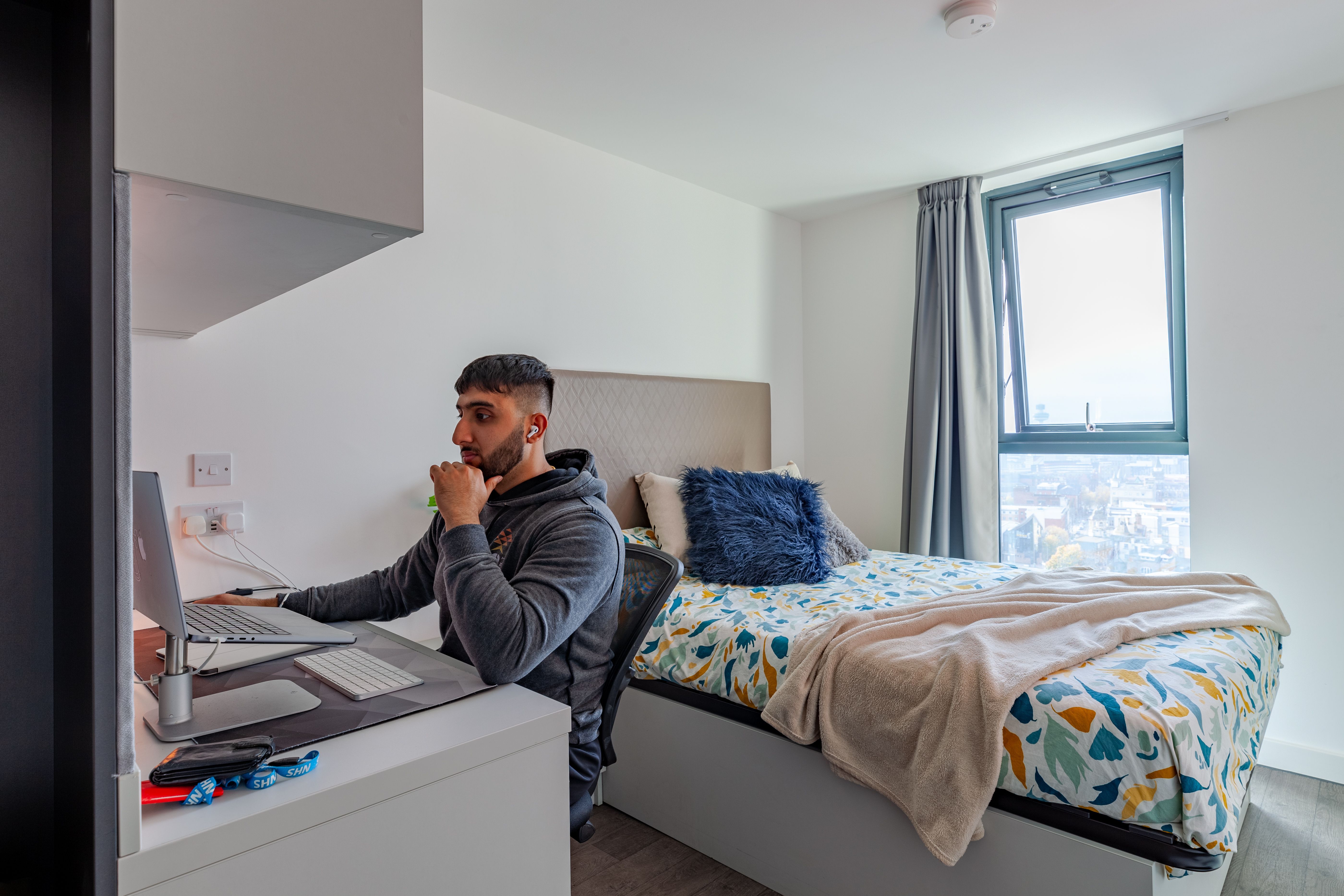 true Apartment - room