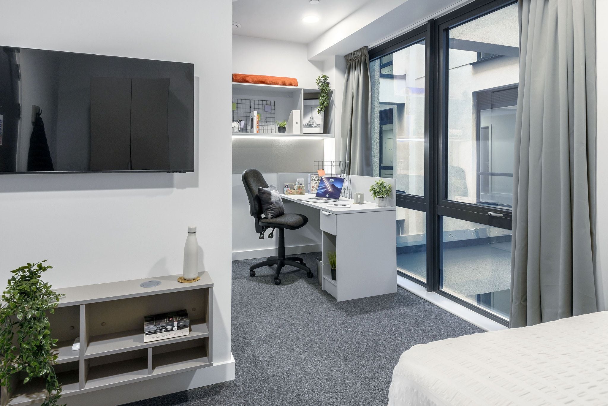 true Apartment - room