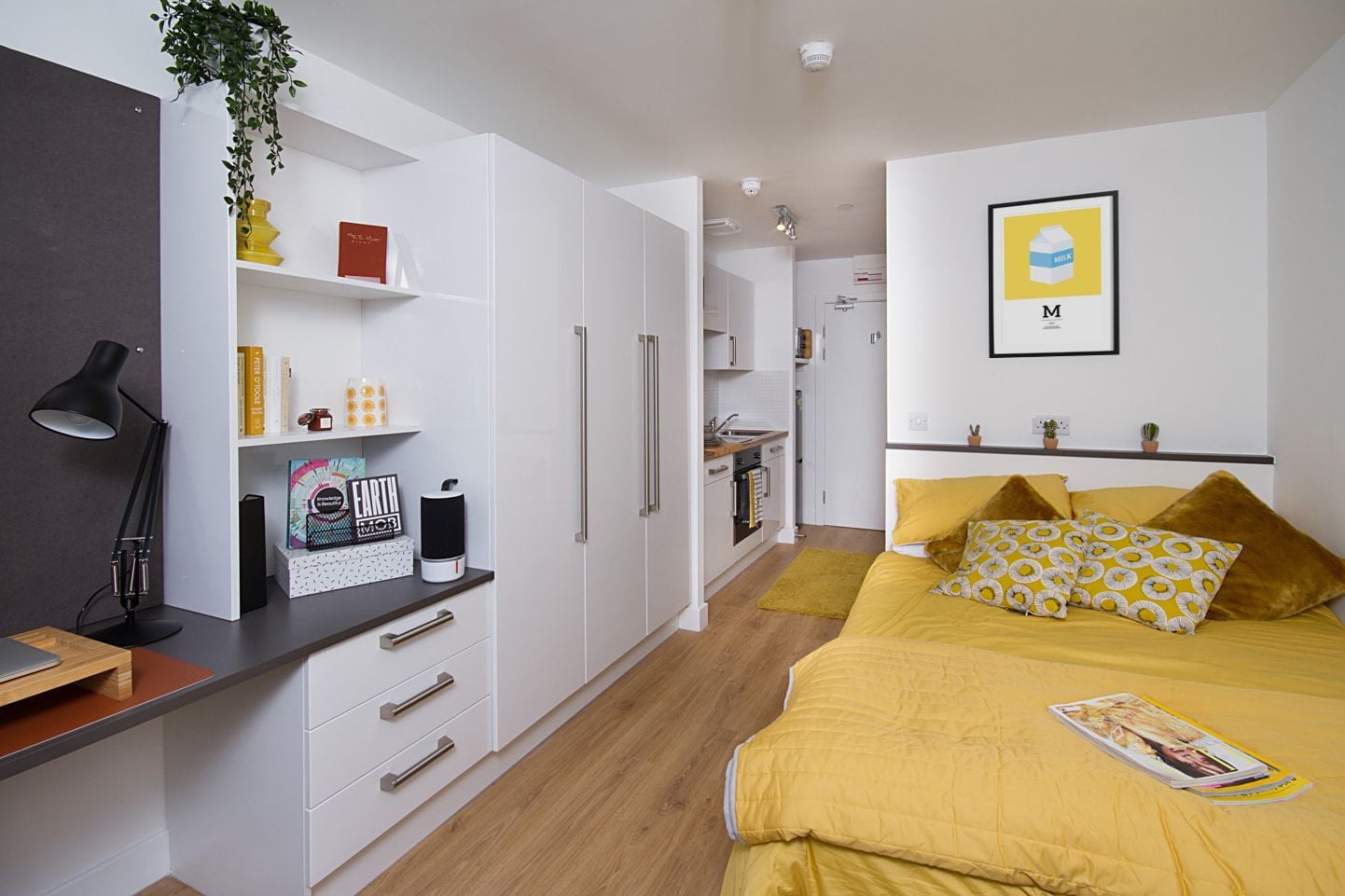 Upper Deluxe Studio with City View