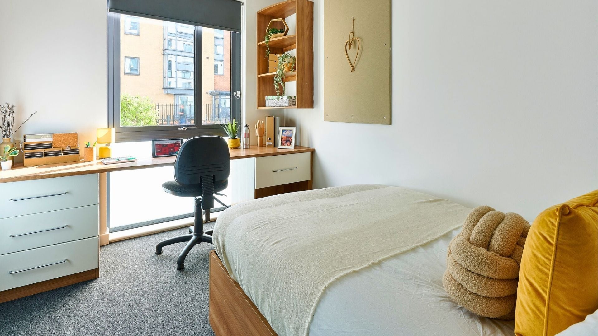 Accessible Gold Ensuite