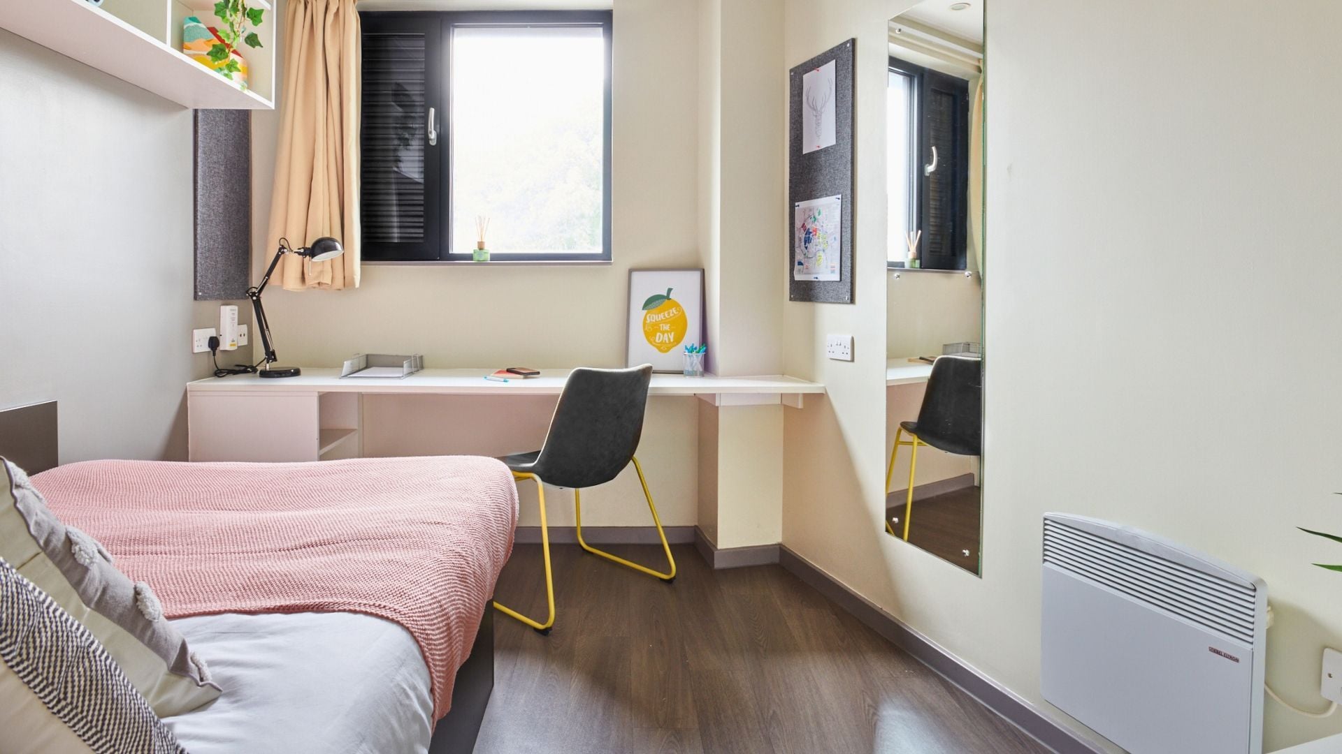 Deluxe Premium Ensuite