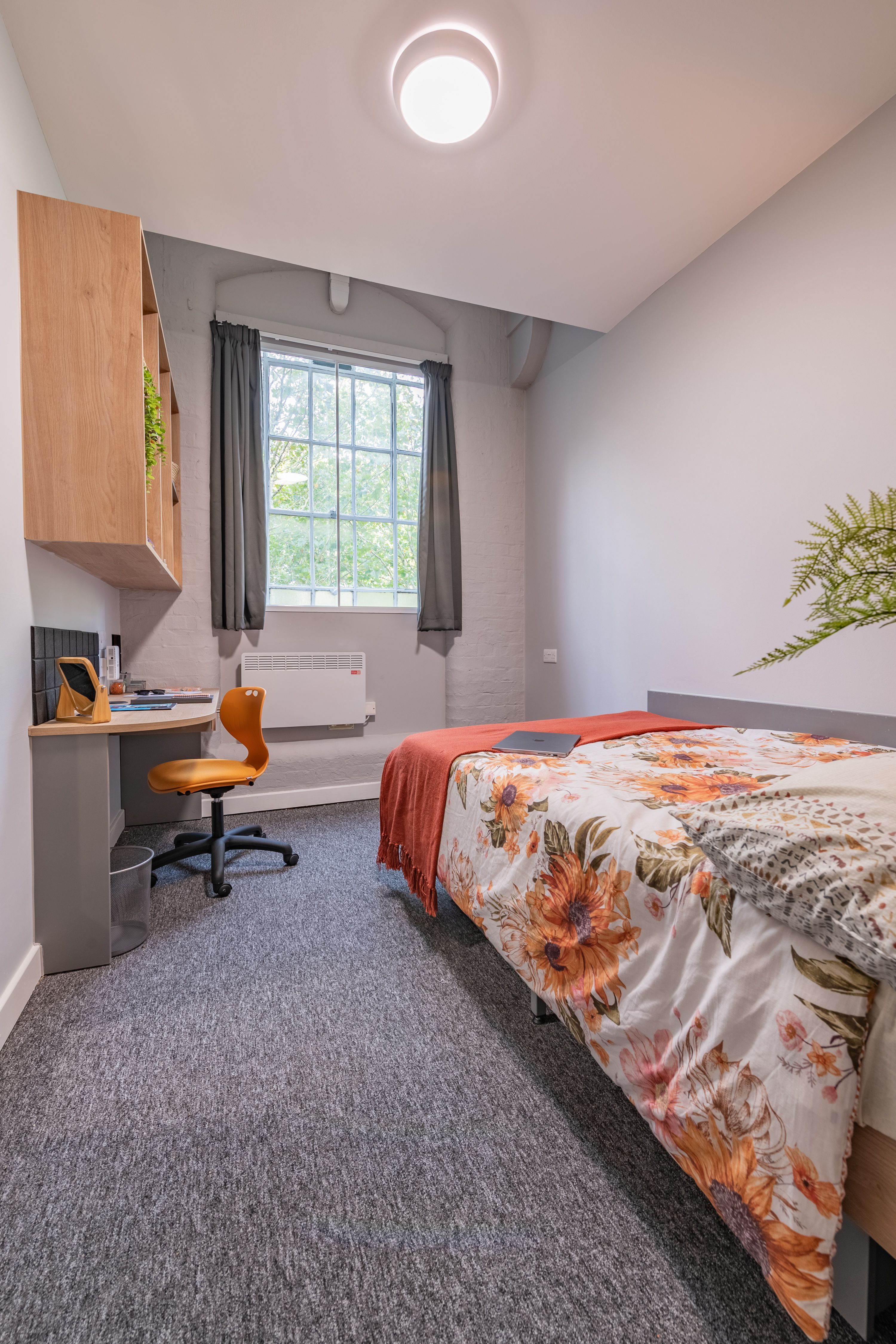 Economy Ensuite Room