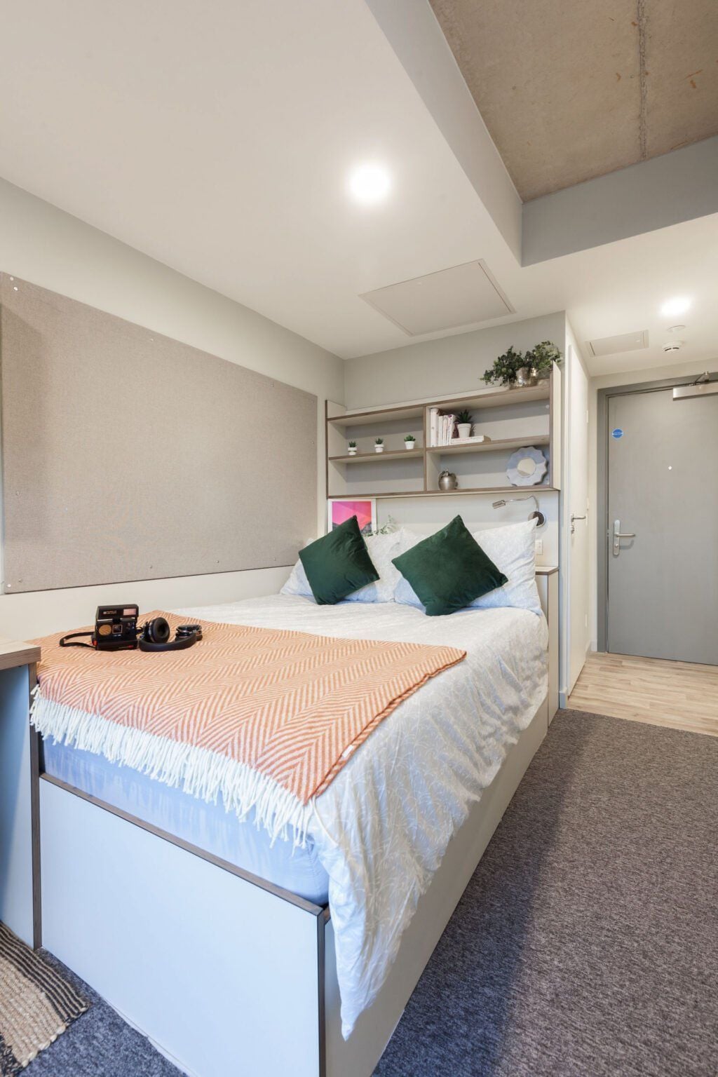 Bronze Plus Ensuite