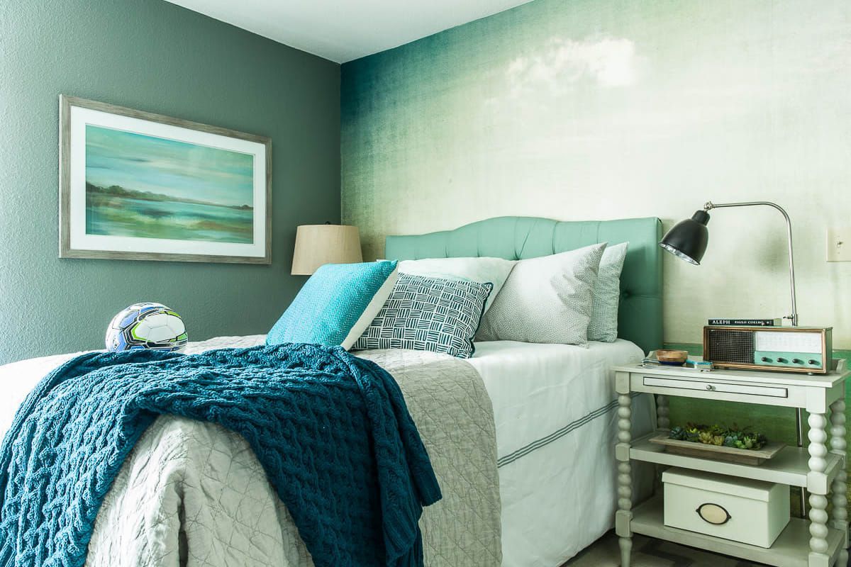 3 Bed / 3 Bath (Private) - room
