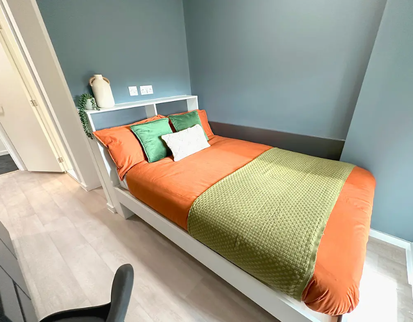 Standard Ensuite