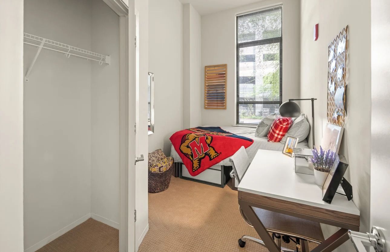 4 Bed / 4 Bath D6 (Private) - room