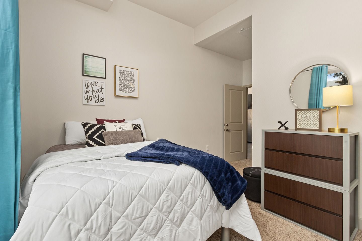 4 Bed / 4.5 Bath Townhouse (D3