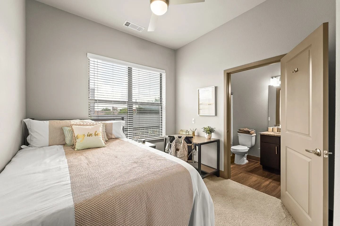 3 Bed / 3 Bath (C1