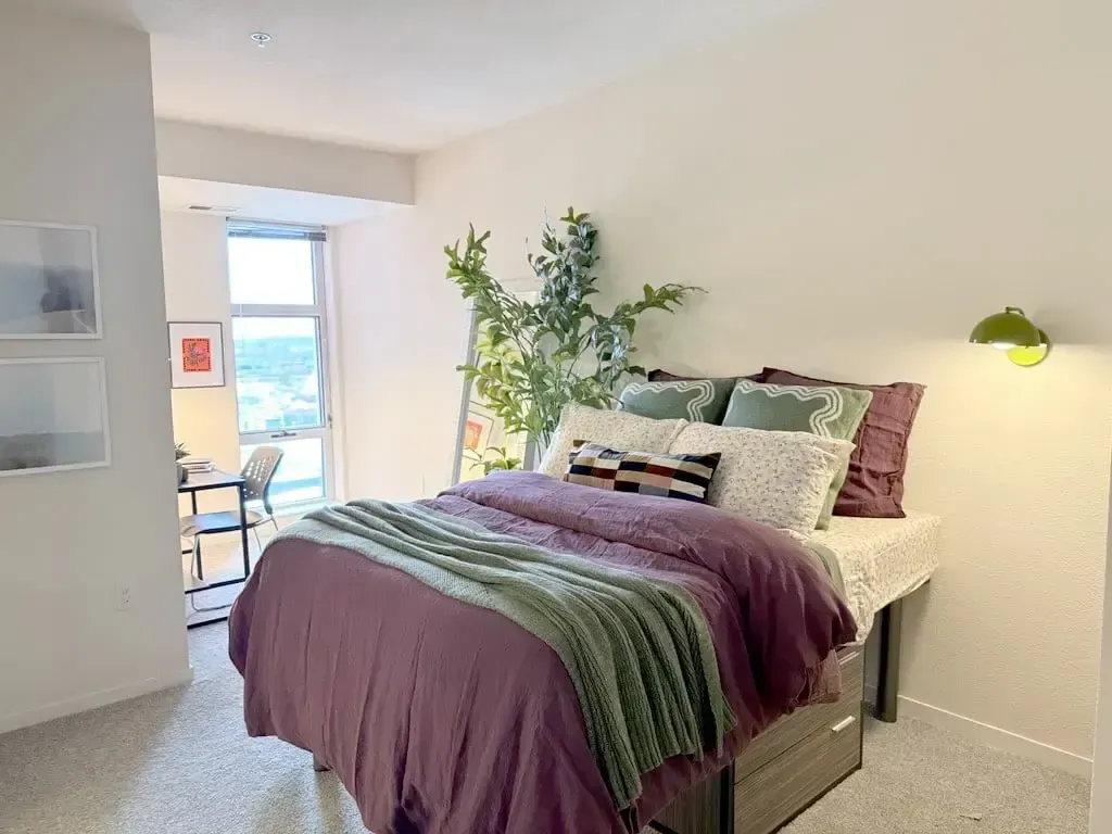 4 Bed / 2 Bath D1