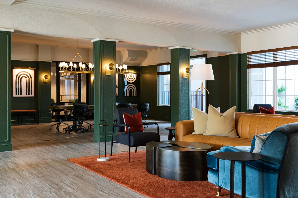 Hall - 4050 Lofts - 8