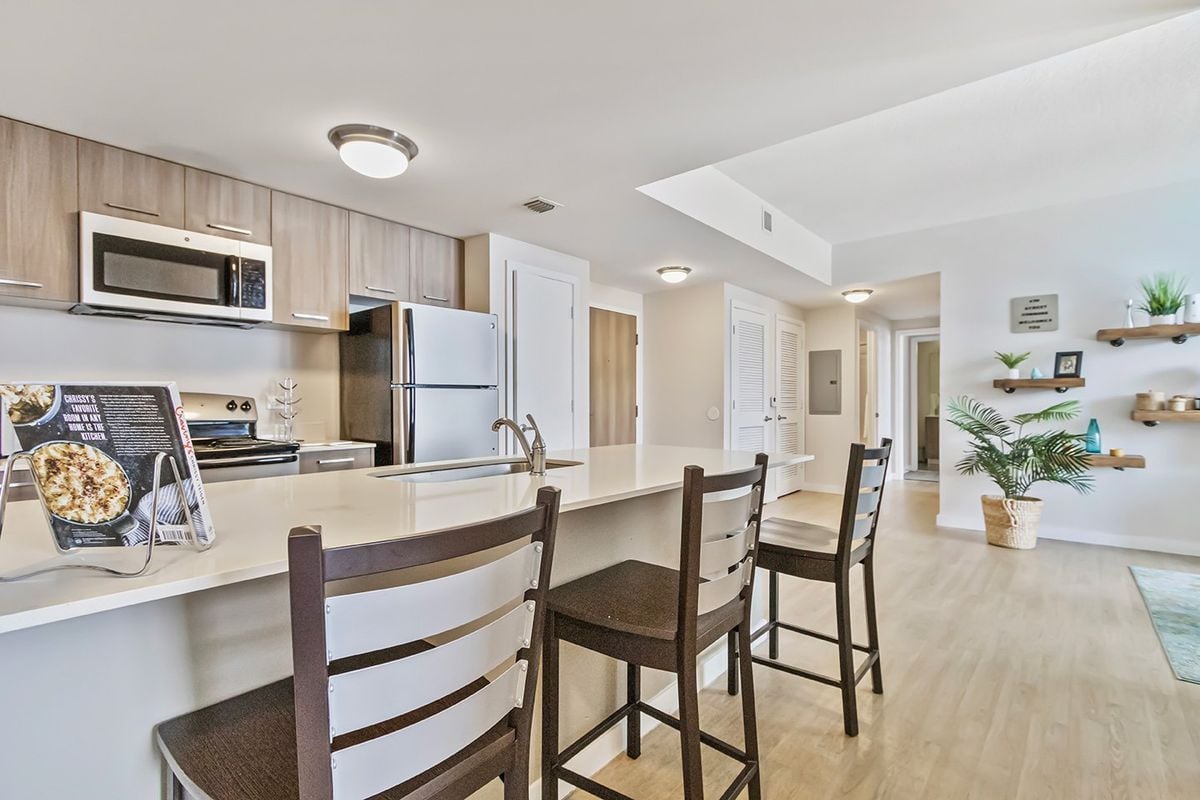 Hall - 4th Street Commons - 6