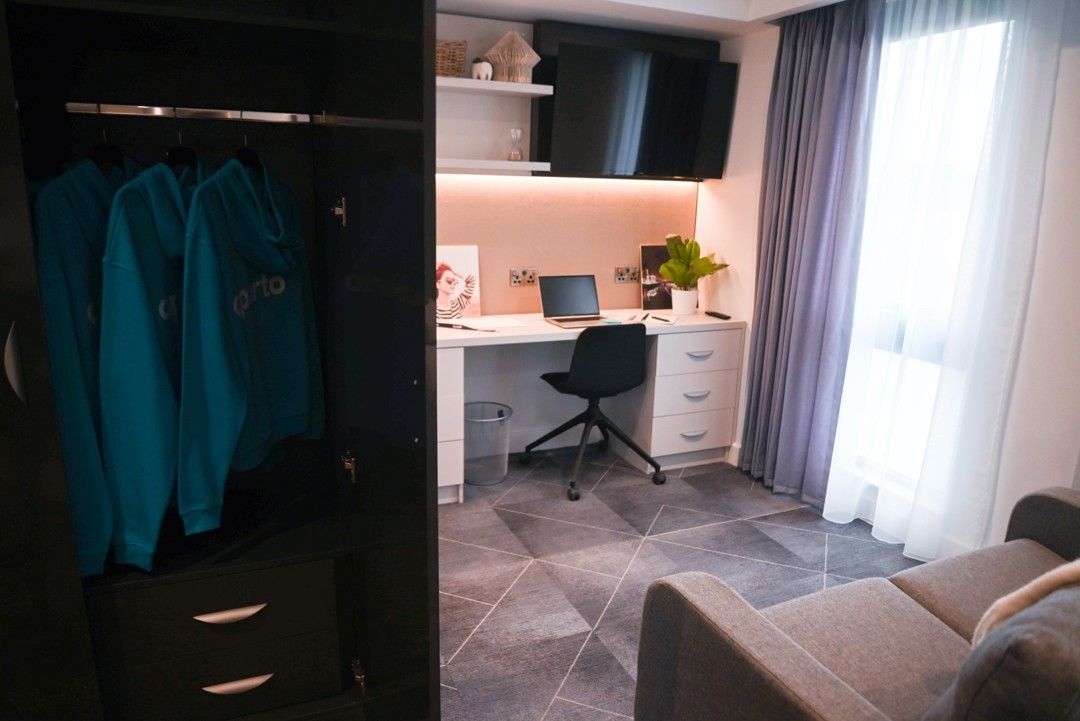 Hall - Glasgow West End - 4