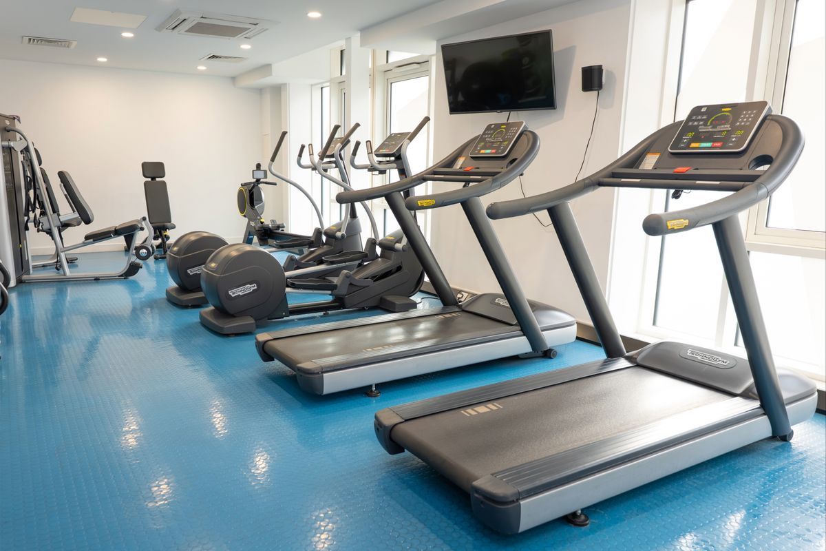 Hall - Arbury Court - 2