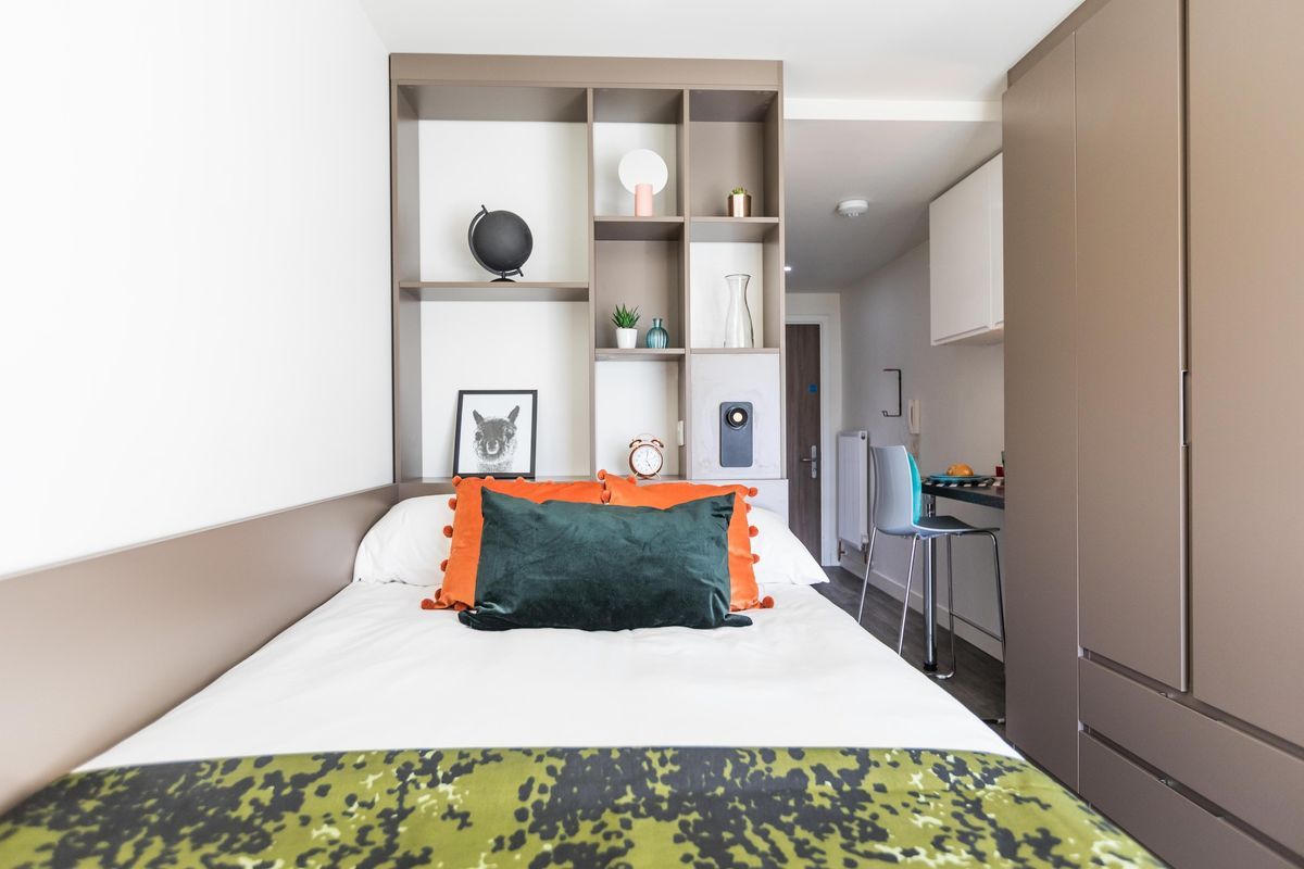 Hall - Arbury Court - 3