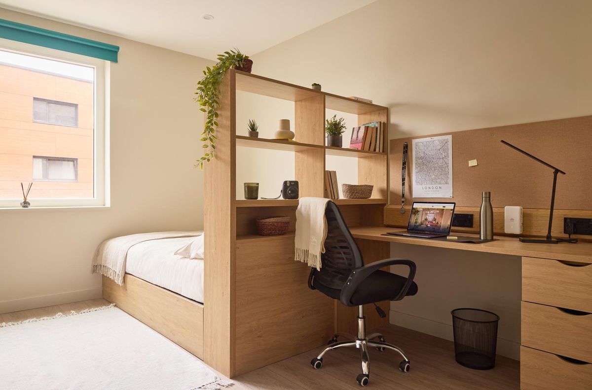 Hall - Ark Canning Town - 6