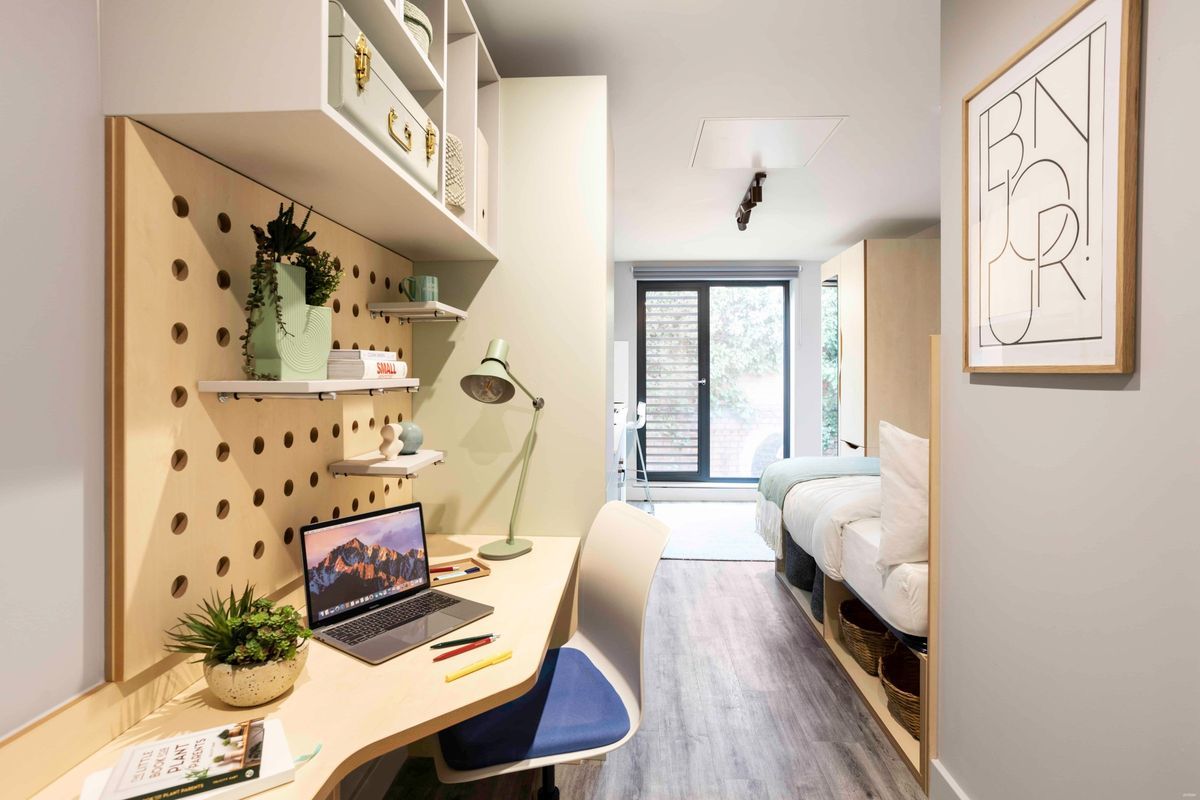 Hall - Aster House - 9