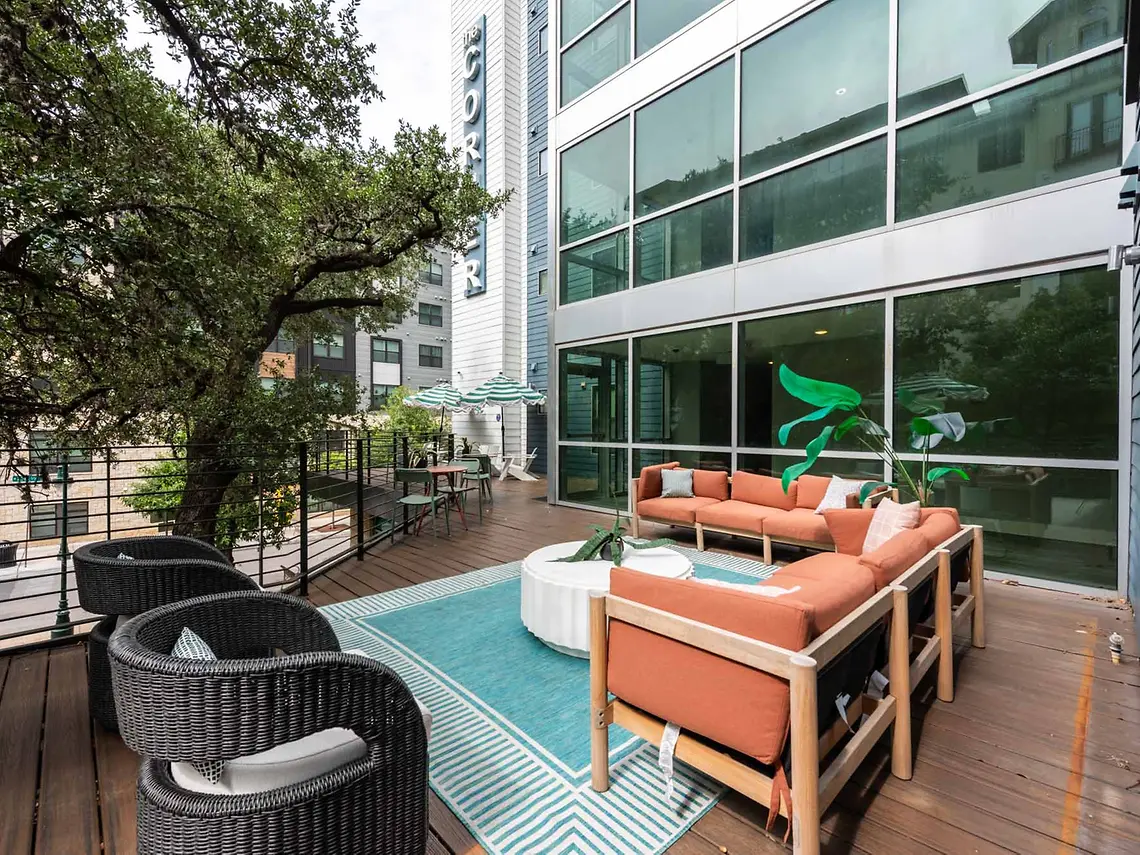 Hall - Austin Corner - 9