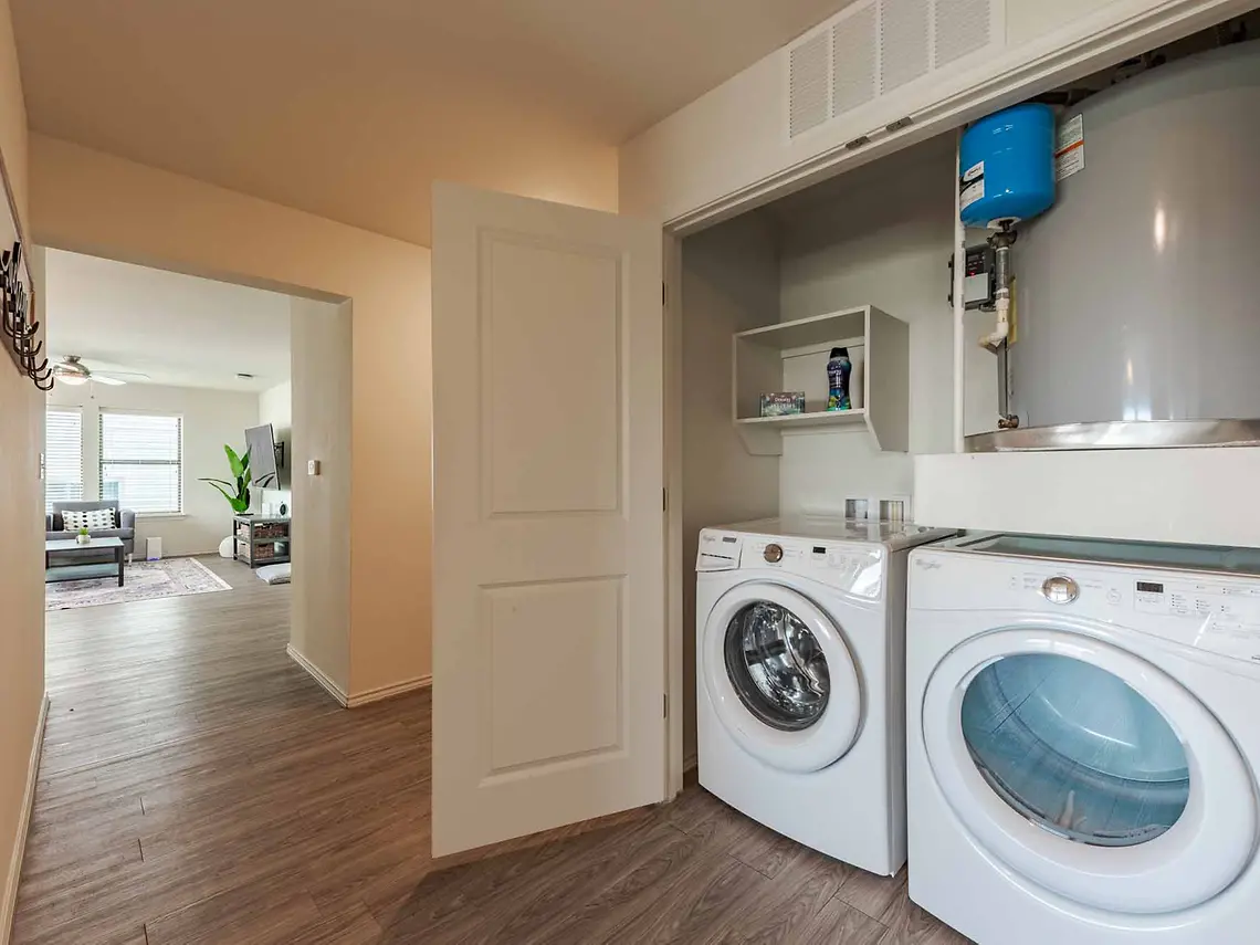 Hall - Austin Corner - 6