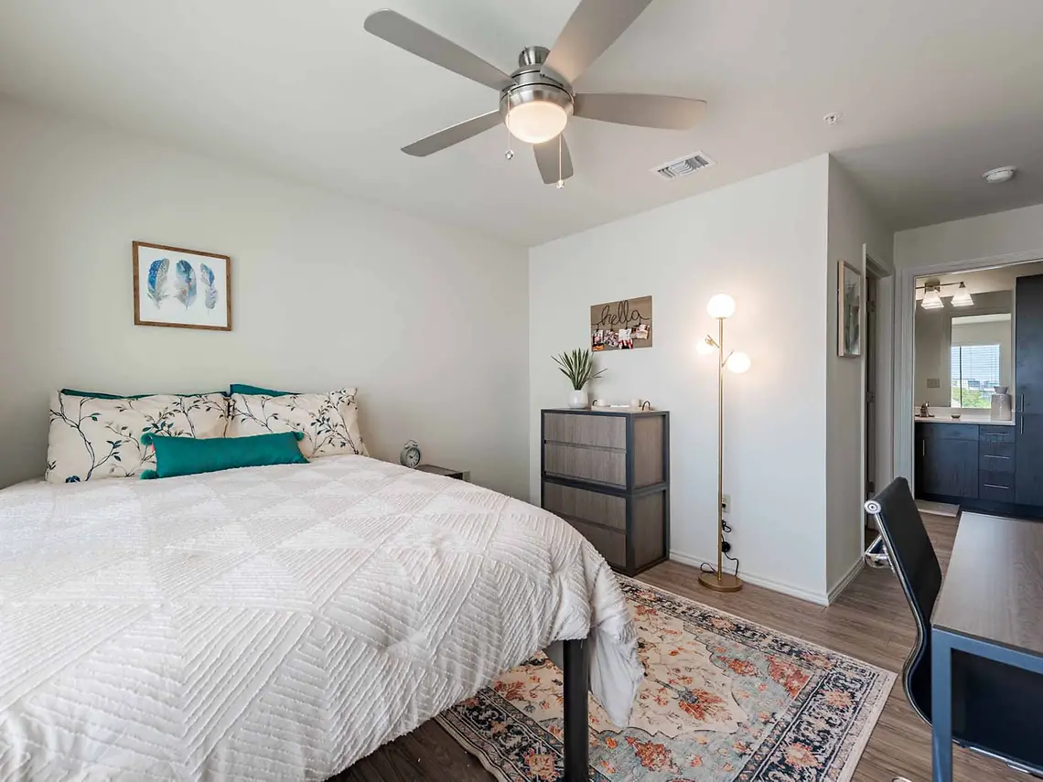 Hall - Austin Corner - 5